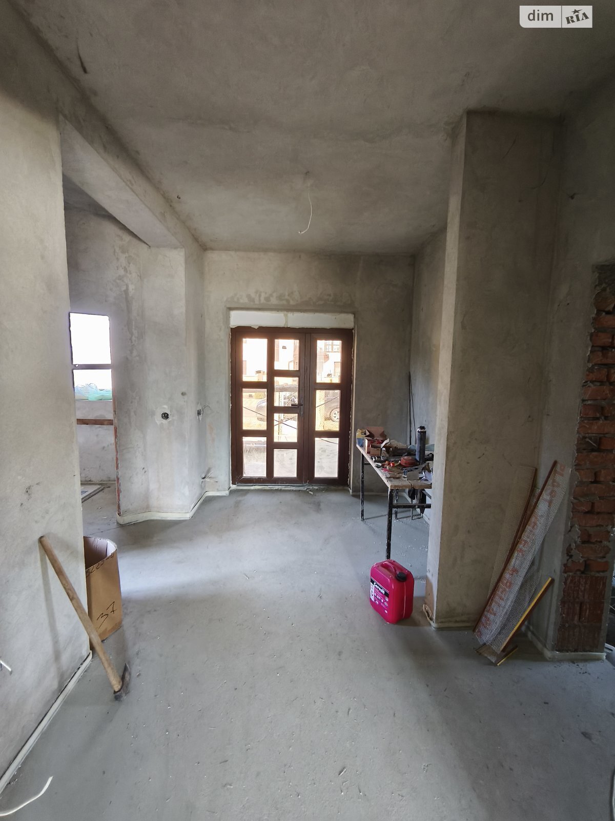 двухэтажный дом с балконом, 230 кв. м, кирпич. Продажа в Минае фото 1 двухэтажный дом с балконом, 230 кв. м, кирпич. Продажа в Минае фото 1