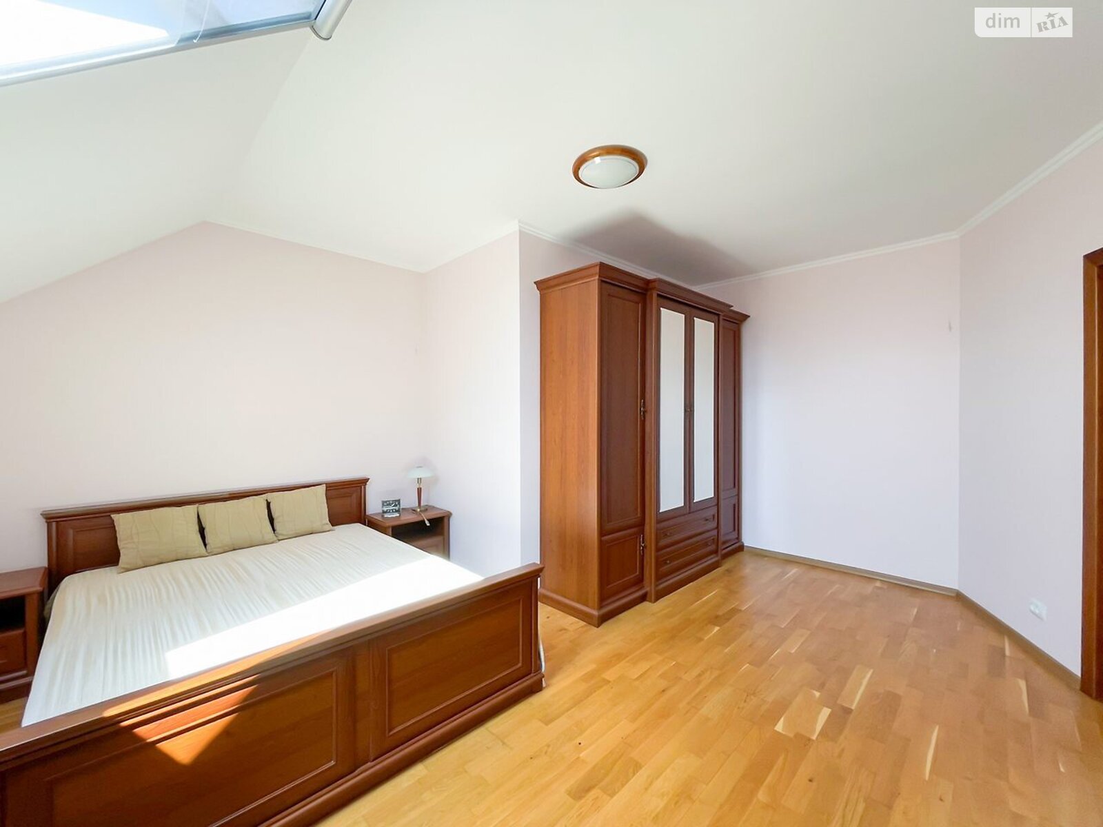 двоповерховий будинок з верандою, 336.94 кв. м, пінобетон. Продаж у Минаї фото 1 двоповерховий будинок з верандою, 336.94 кв. м, пінобетон. Продаж у Минаї фото 1