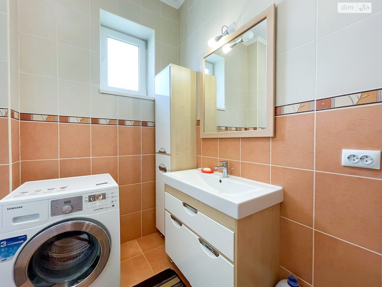двоповерховий будинок з верандою, 336.94 кв. м, пінобетон. Продаж у Минаї фото 1 двоповерховий будинок з верандою, 336.94 кв. м, пінобетон. Продаж у Минаї фото 1