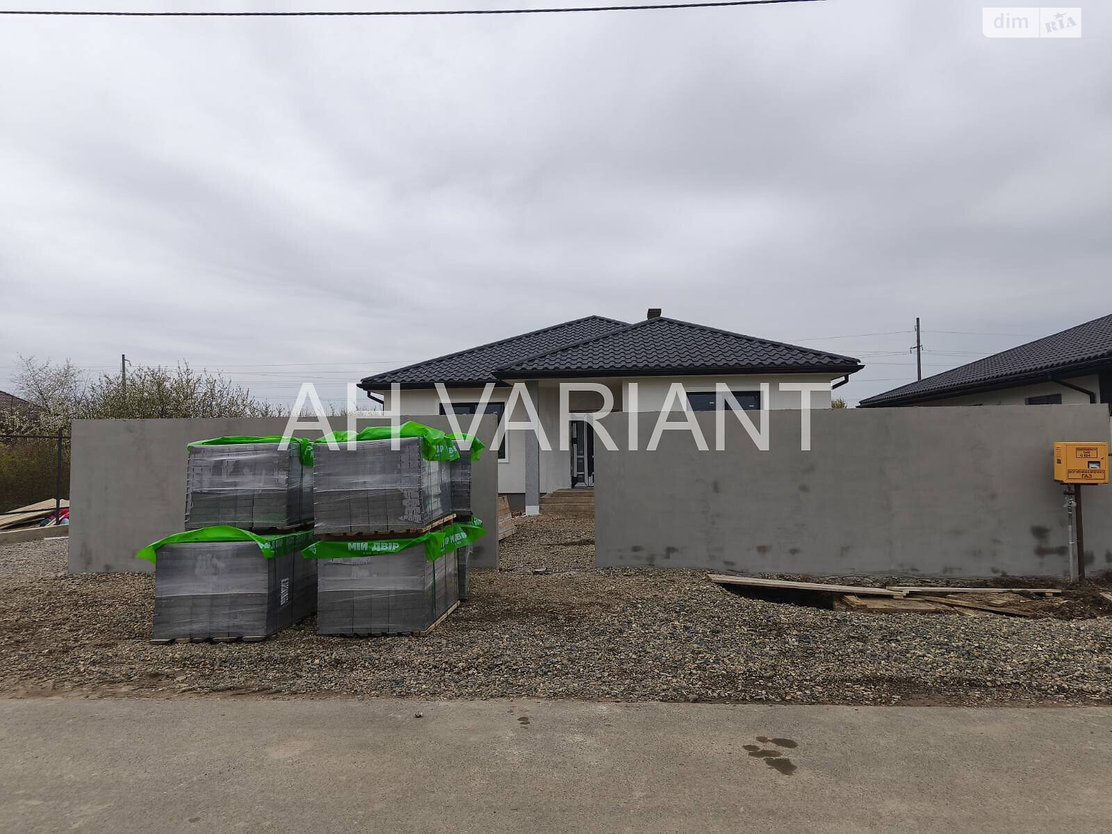 одноповерховий будинок з опаленням, 135 кв. м, цегла. Продаж у Минаї фото 1 одноповерховий будинок з опаленням, 135 кв. м, цегла. Продаж у Минаї фото 1