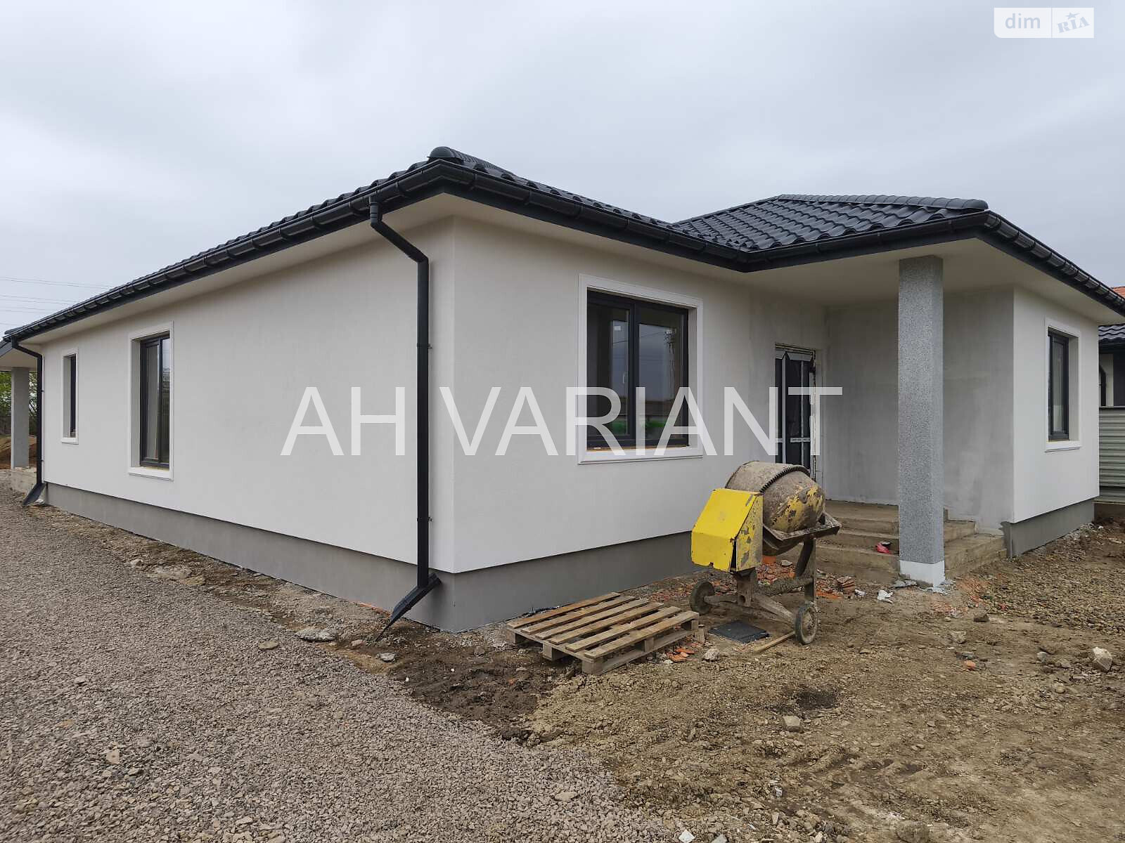 одноповерховий будинок з опаленням, 135 кв. м, цегла. Продаж у Минаї фото 1 одноповерховий будинок з опаленням, 135 кв. м, цегла. Продаж у Минаї фото 1