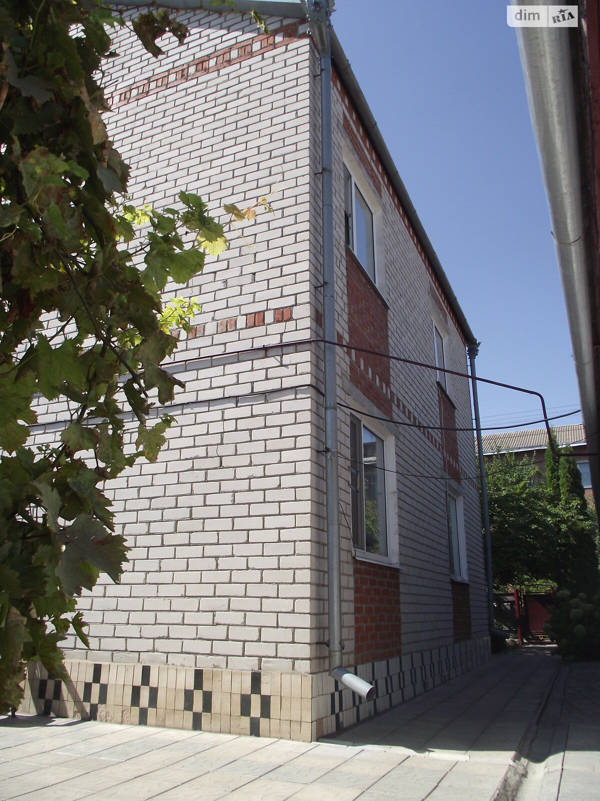 двухэтажный дом с гаражом, 147 кв. м, кирпич. Продажа в Миргороде район Миргород фото 1