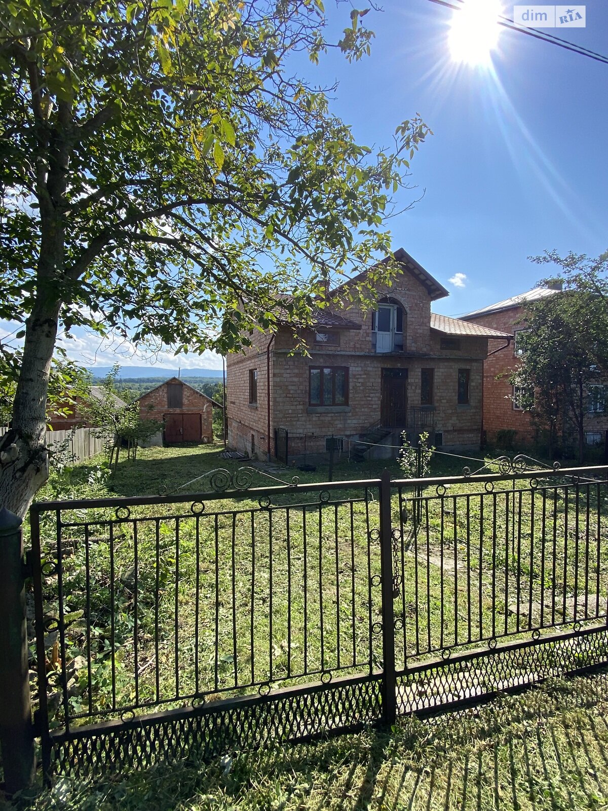 двоповерховий будинок з гаражем, 249 кв. м, цегла. Продаж у Модричах фото 1 двоповерховий будинок з гаражем, 249 кв. м, цегла. Продаж у Модричах фото 1
