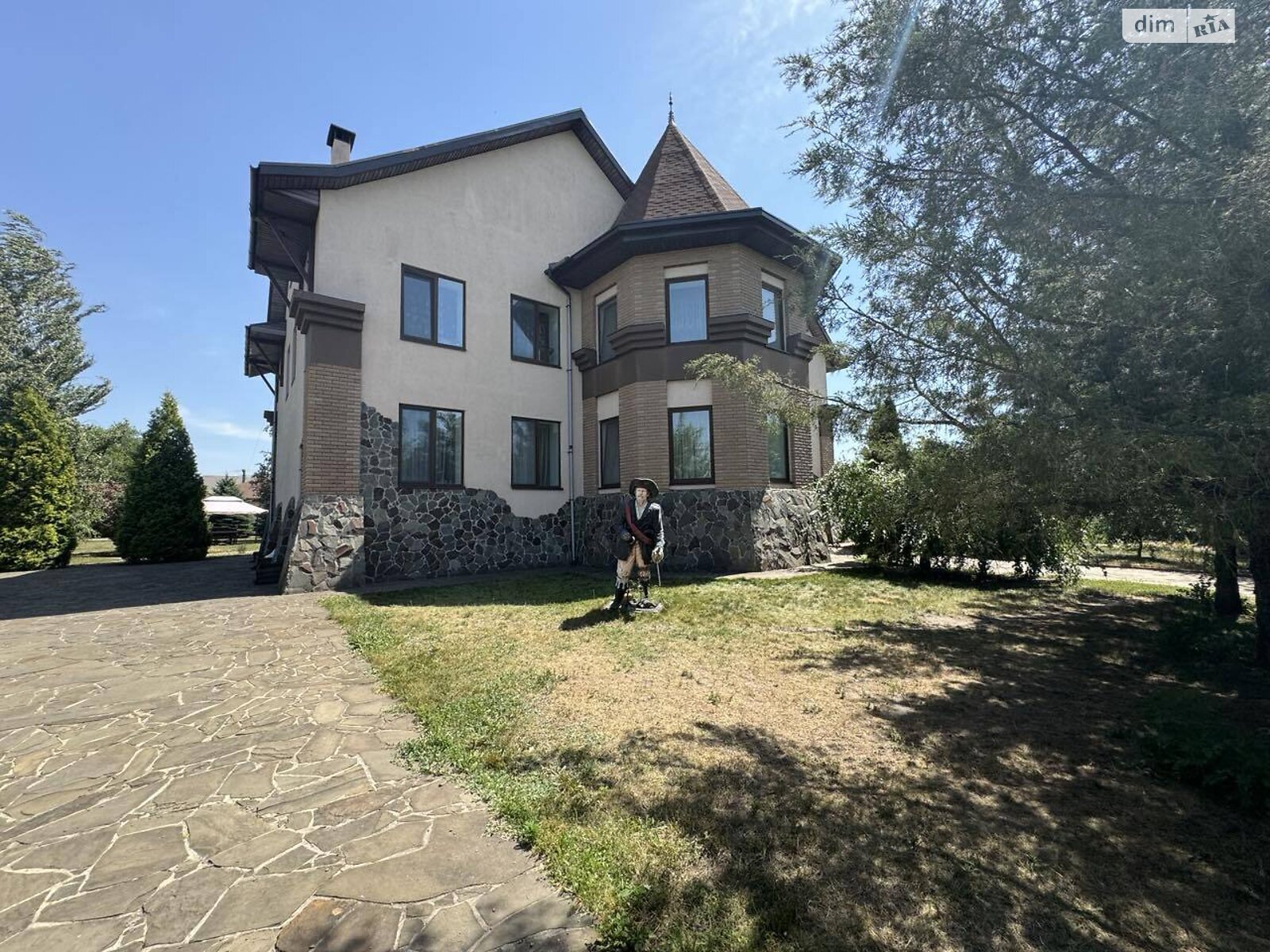 триповерховий будинок з гаражем, 499.7 кв. м, цегла силікатна. Продаж у Могильові фото 1 триповерховий будинок з гаражем, 499.7 кв. м, цегла силікатна. Продаж у Могильові фото 1
