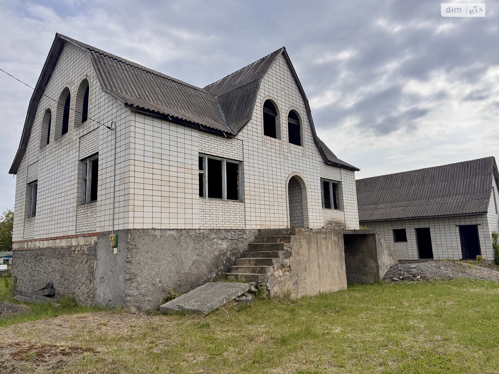 одноповерховий будинок з гаражем, 198 кв. м, кирпич. Продаж у Могилівці фото 1 одноповерховий будинок з гаражем, 198 кв. м, кирпич. Продаж у Могилівці фото 1