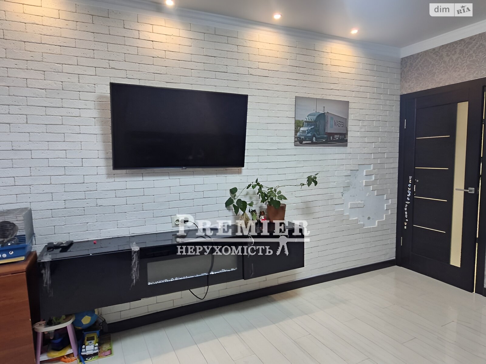 двоповерховий будинок з верандою, 106.6 кв. м, цегла. Продаж у Молодіжному фото 1 двоповерховий будинок з верандою, 106.6 кв. м, цегла. Продаж у Молодіжному фото 1