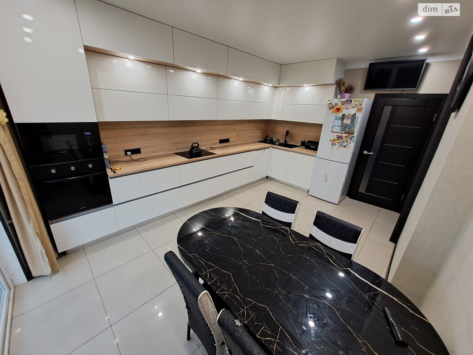 двухэтажный дом с гаражом, 106.6 кв. м, кирпич. Продажа в Молодежном фото 1 двухэтажный дом с гаражом, 106.6 кв. м, кирпич. Продажа в Молодежном фото 1