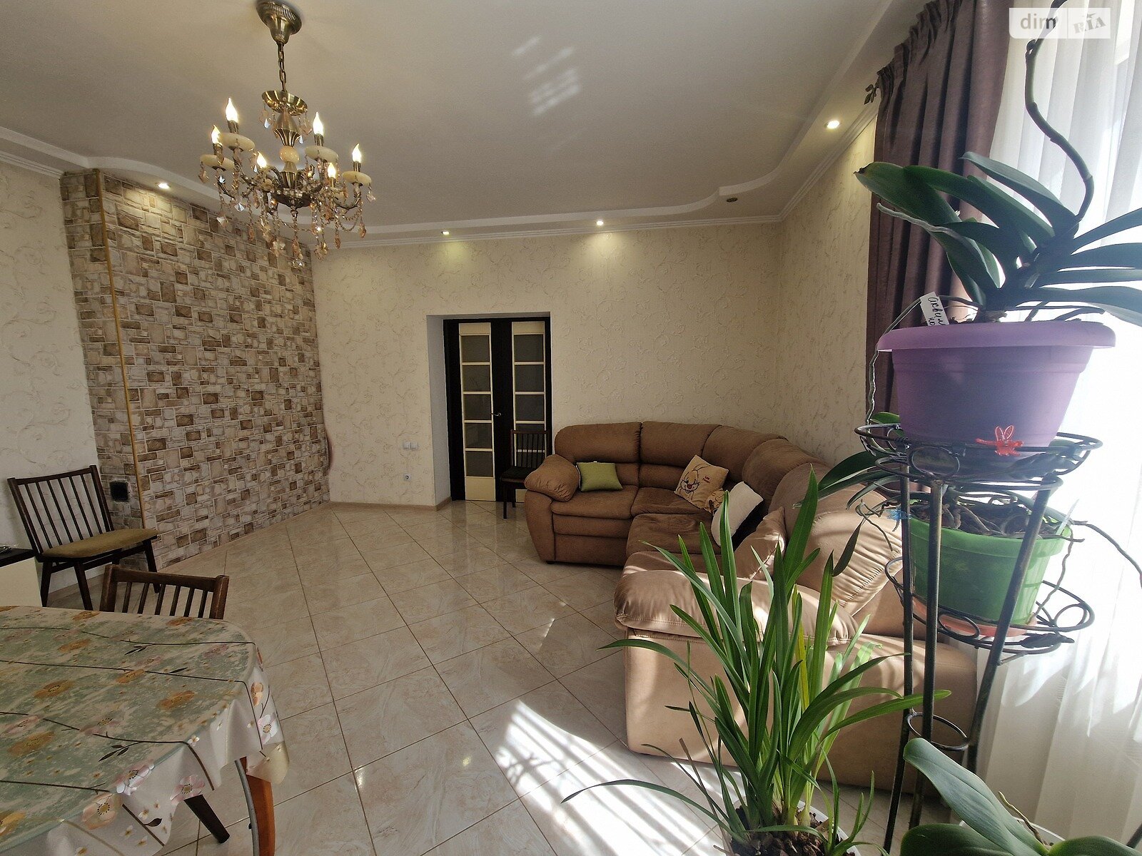 двоповерховий будинок з гаражем, 304.7 кв. м, ракушняк. Продаж у Молодіжному фото 1