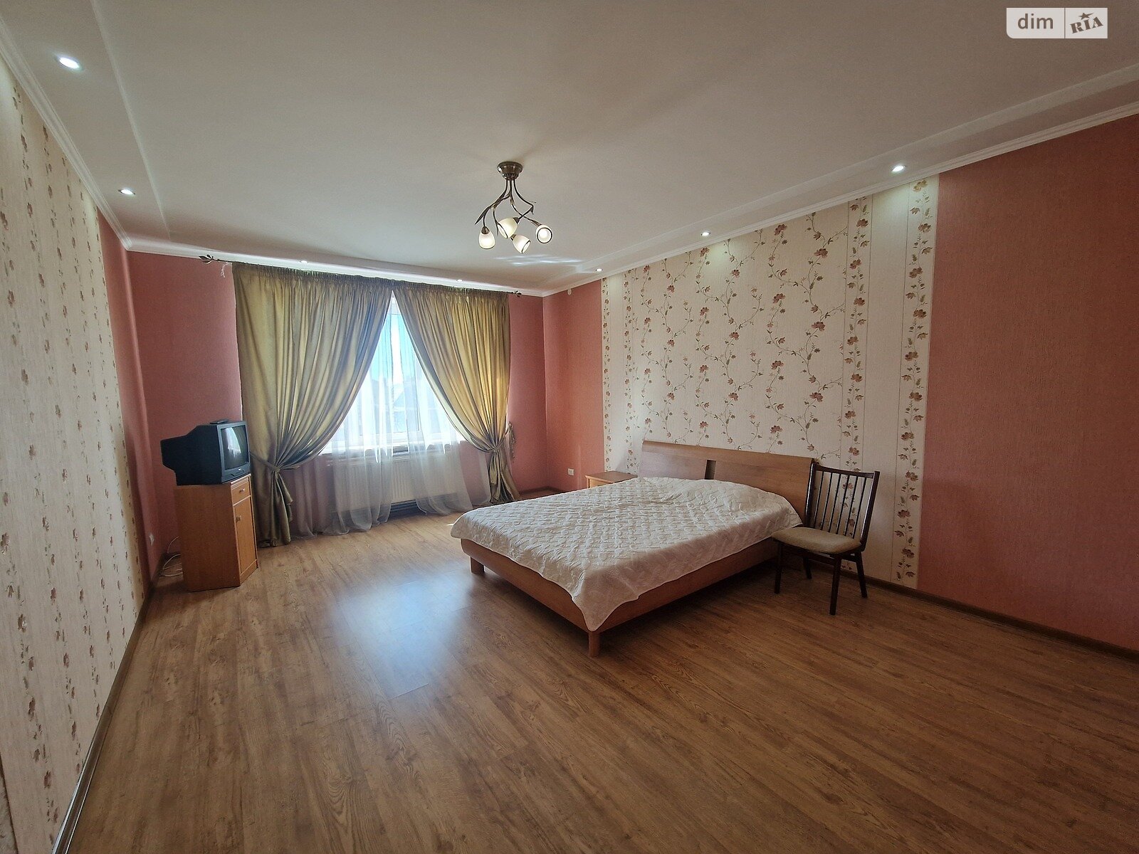 двоповерховий будинок з гаражем, 304.7 кв. м, ракушняк. Продаж у Молодіжному фото 1