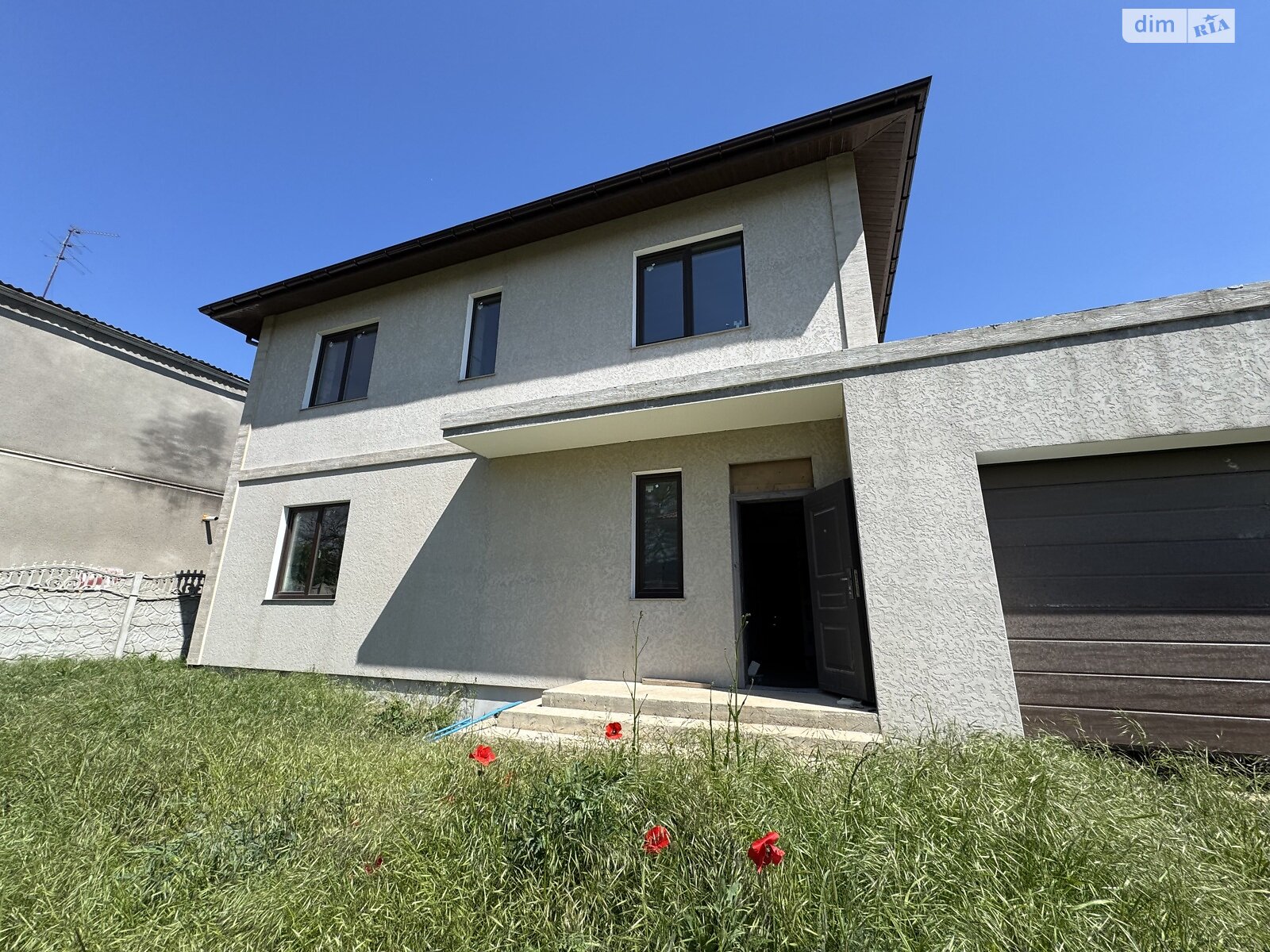 двухэтажный дом с гаражом, 180 кв. м, газобетон. Продажа в Молодежном фото 1 двухэтажный дом с гаражом, 180 кв. м, газобетон. Продажа в Молодежном фото 1
