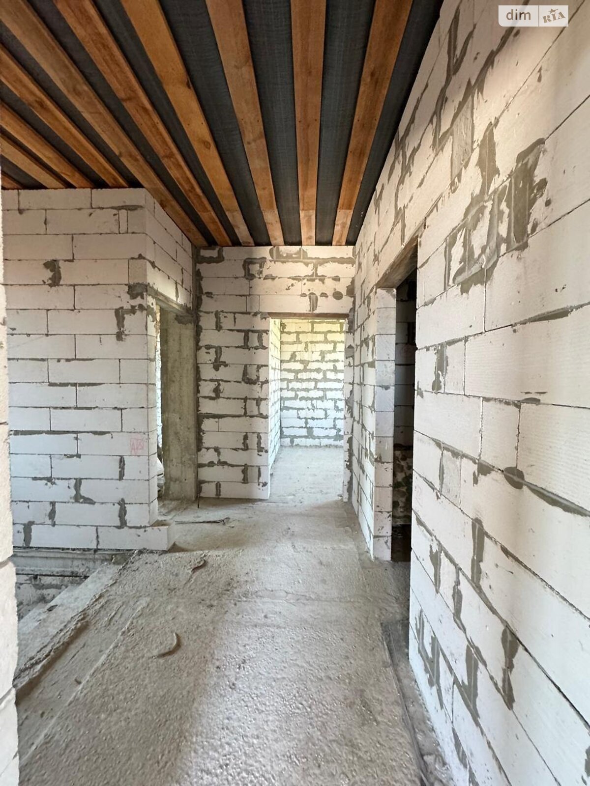 двухэтажный дом с гаражом, 180 кв. м, газобетон. Продажа в Молодежном фото 1 двухэтажный дом с гаражом, 180 кв. м, газобетон. Продажа в Молодежном фото 1