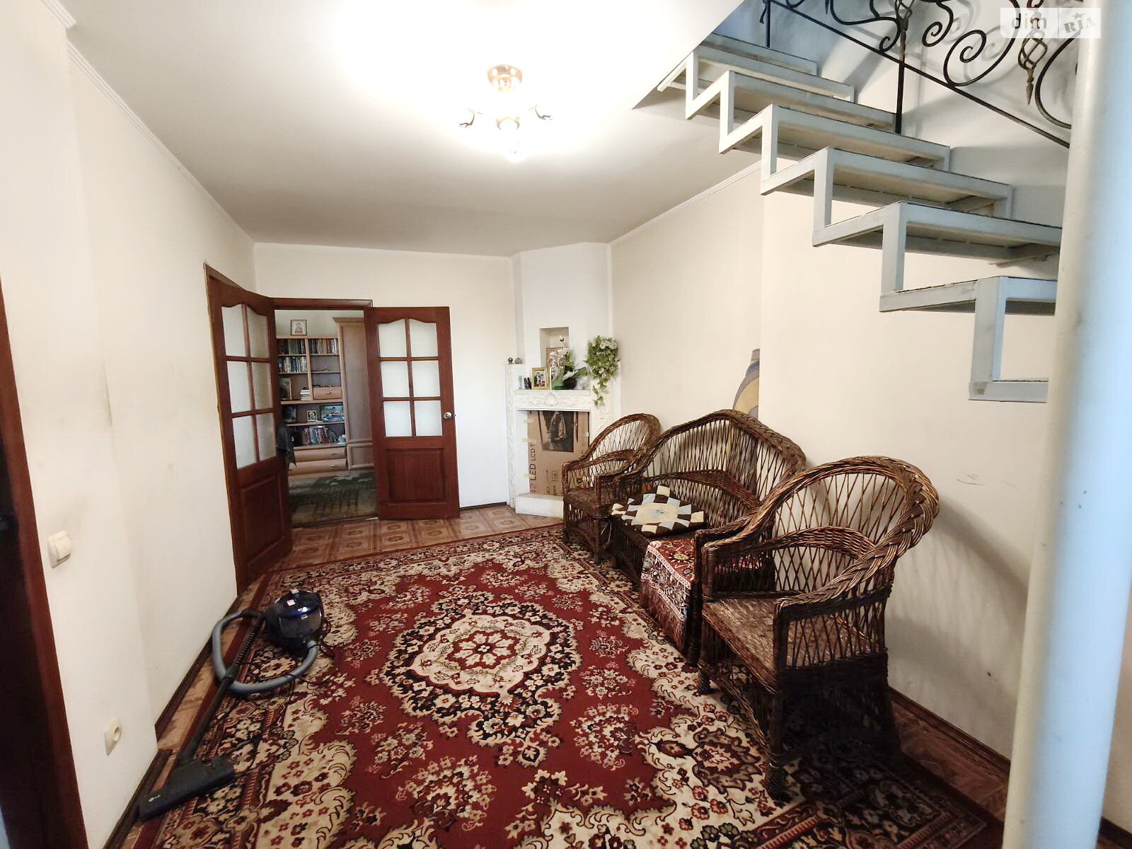 двухэтажный дом с гаражом, 148.1 кв. м, кирпич. Продажа в Молодежном фото 1