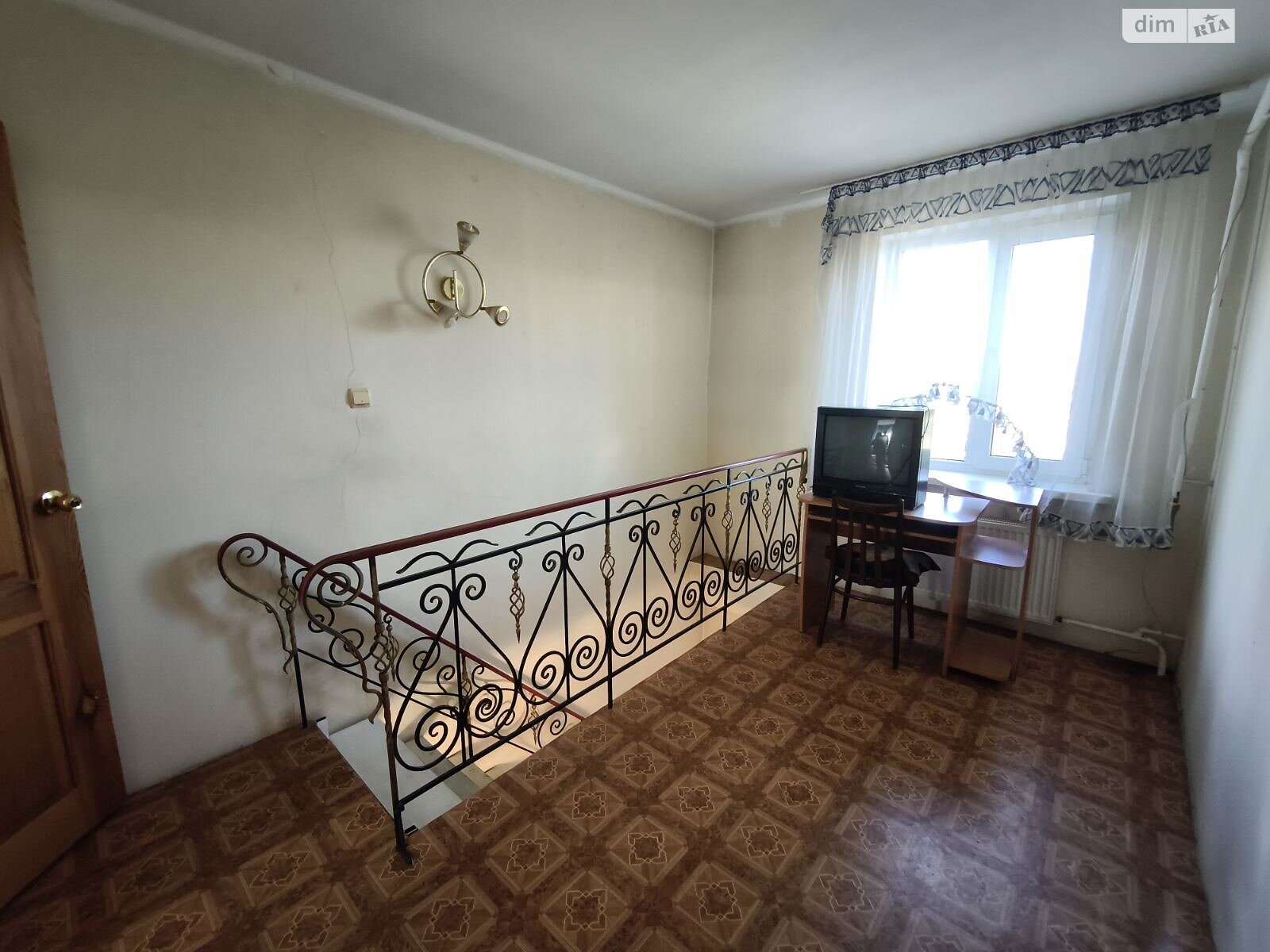 двухэтажный дом с гаражом, 148.1 кв. м, кирпич. Продажа в Молодежном фото 1