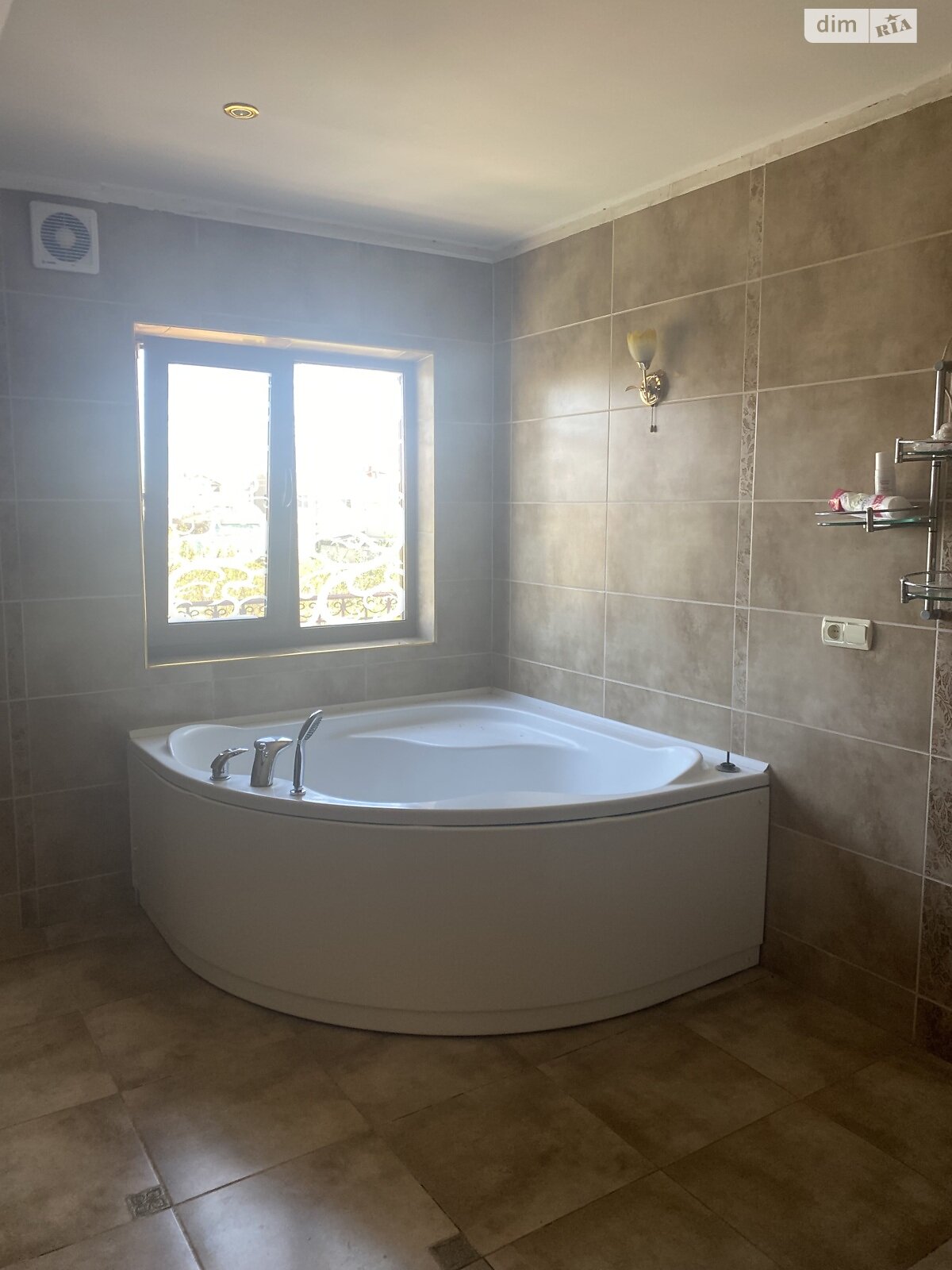 двухэтажный дом беседка, 219.1 кв. м, газобетон. Продажа в Молодежном фото 1 двухэтажный дом беседка, 219.1 кв. м, газобетон. Продажа в Молодежном фото 1