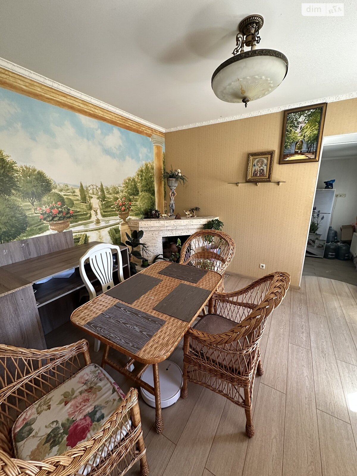триповерховий будинок з верандою, 220 кв. м, цегла. Продаж у Молодіжному фото 1 триповерховий будинок з верандою, 220 кв. м, цегла. Продаж у Молодіжному фото 1