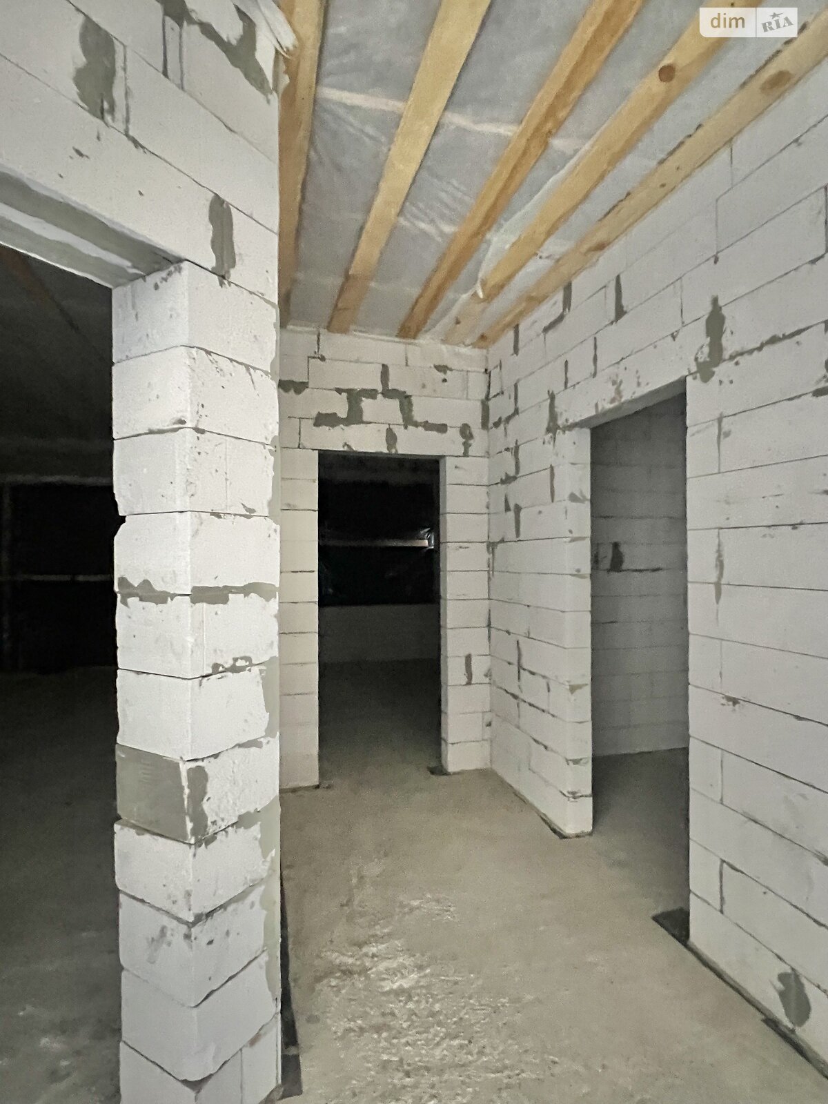 одноэтажный дом, 167 кв. м, газобетон. Продажа в Молодежном фото 1