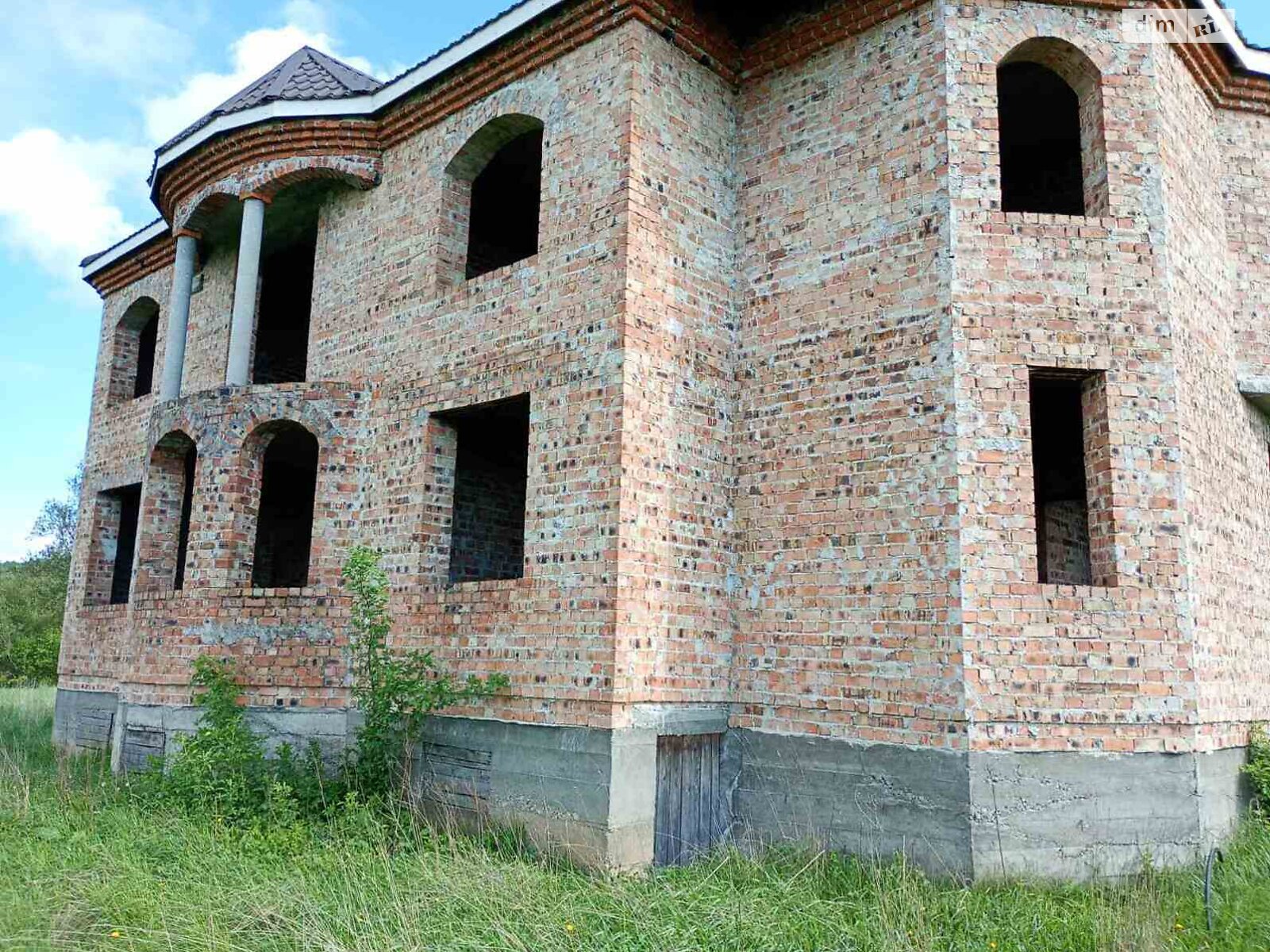 двоповерховий будинок, 250 кв. м, цегла. Продаж у Монастирчанах фото 1 двоповерховий будинок, 250 кв. м, цегла. Продаж у Монастирчанах фото 1