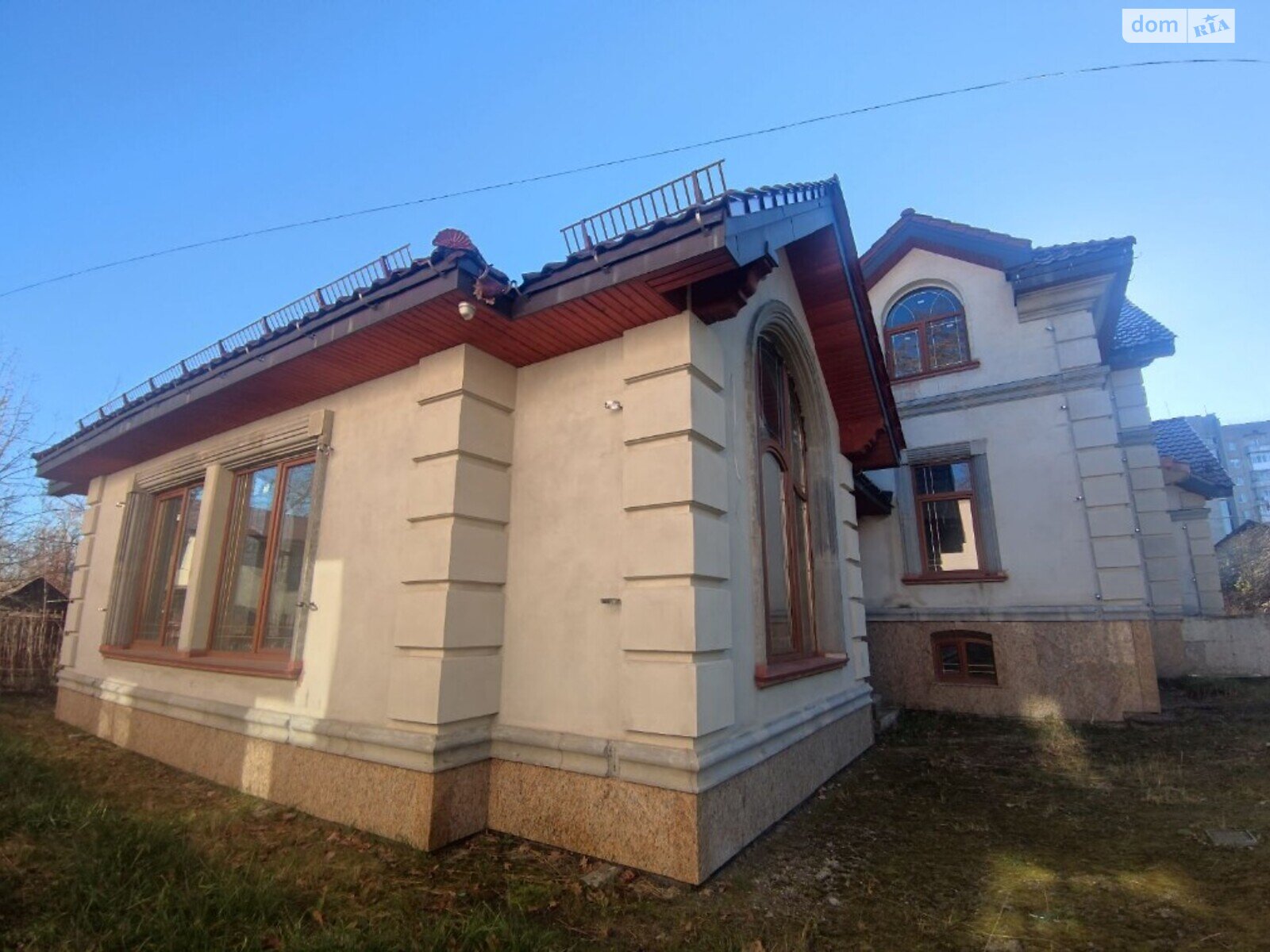 двухэтажный дом с мансардой, 705.6 кв. м, кирпич. Продажа в Моршине район Моршин фото 1