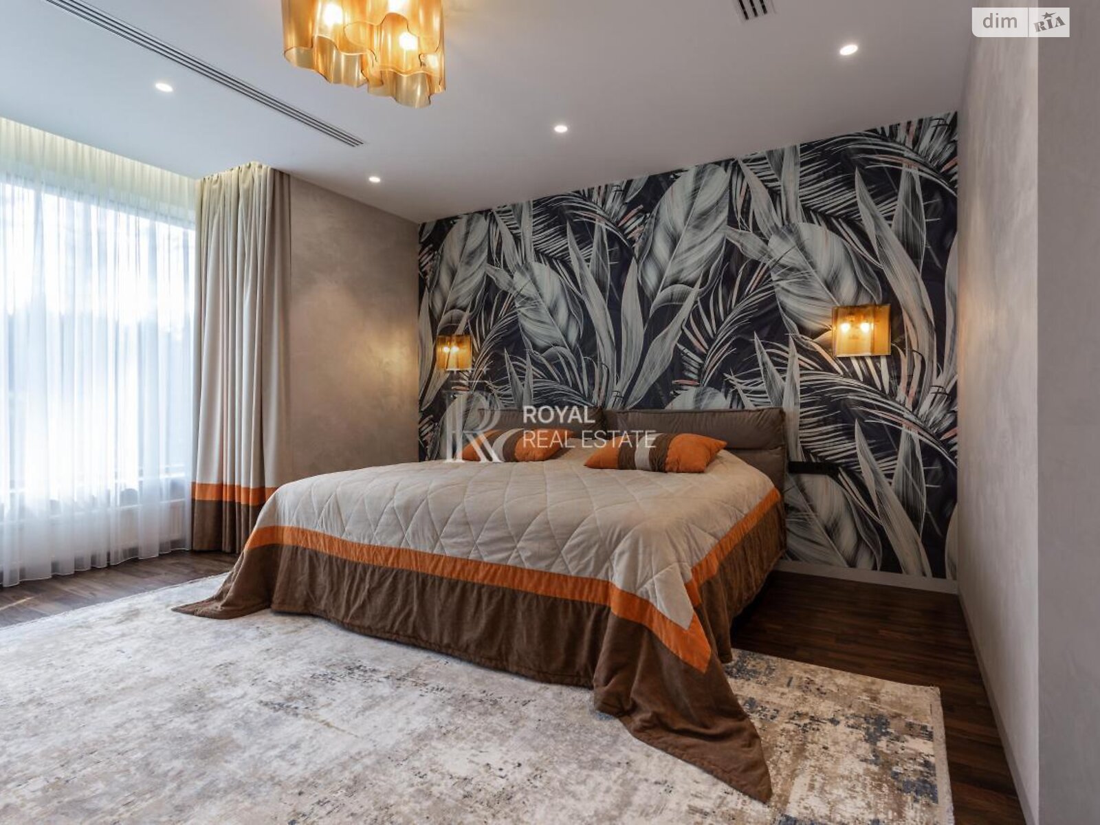 двухэтажный дом, 350 кв. м, кирпич. Продажа в Мощуне фото 1 двухэтажный дом, 350 кв. м, кирпич. Продажа в Мощуне фото 1