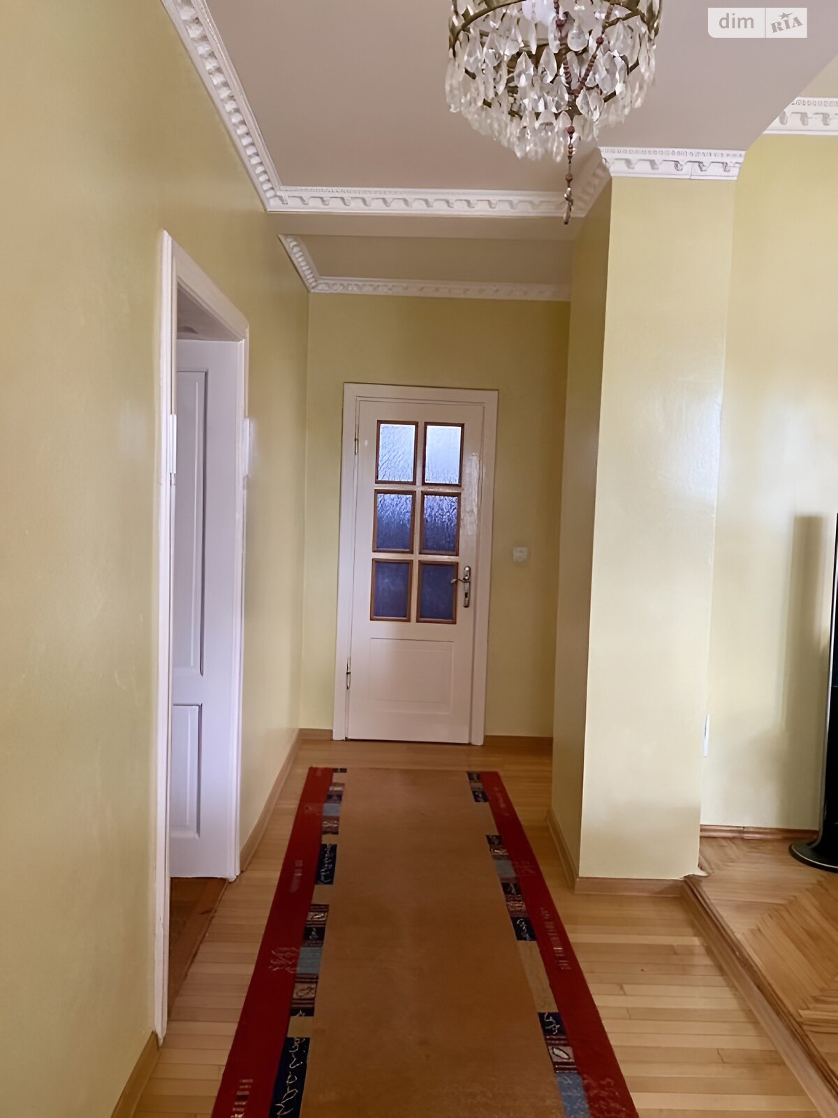 одноэтажный дом с гаражом, 220 кв. м, кирпич. Продажа в Мукачеве фото 1 одноэтажный дом с гаражом, 220 кв. м, кирпич. Продажа в Мукачеве фото 1