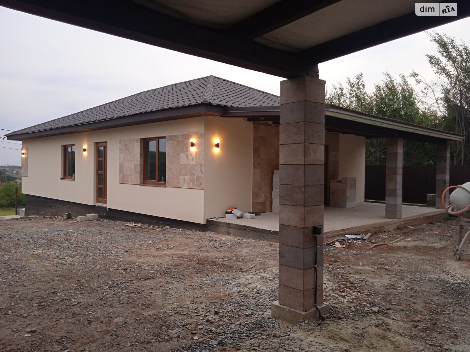 одноэтажный дом, 92 кв. м, газобетон. Продажа в Мукачеве район Бороктелеп фото 1 одноэтажный дом, 92 кв. м, газобетон. Продажа в Мукачеве район Бороктелеп фото 1