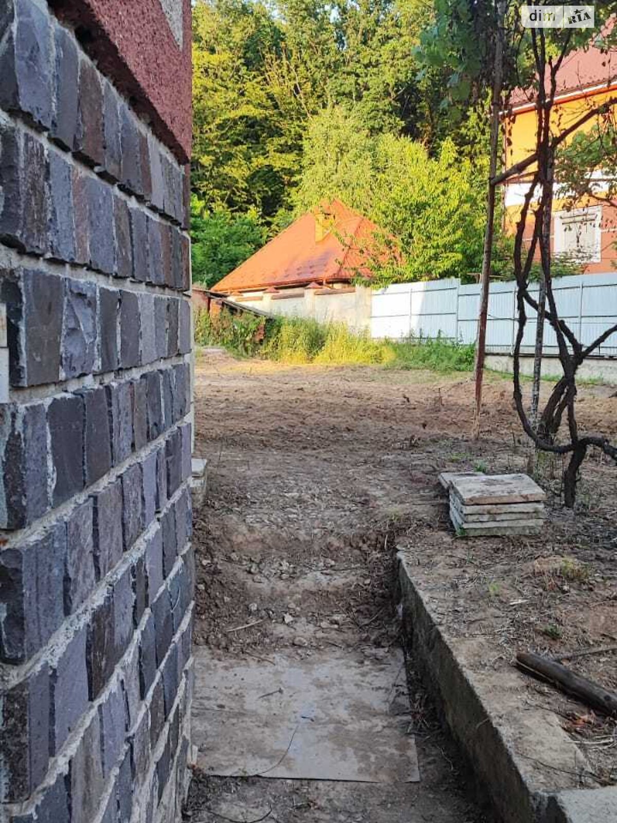 триповерховий будинок, 1000 кв. м, цегла. Продаж в Мукачеві, район Мукачево фото 1 триповерховий будинок, 1000 кв. м, цегла. Продаж в Мукачеві, район Мукачево фото 1