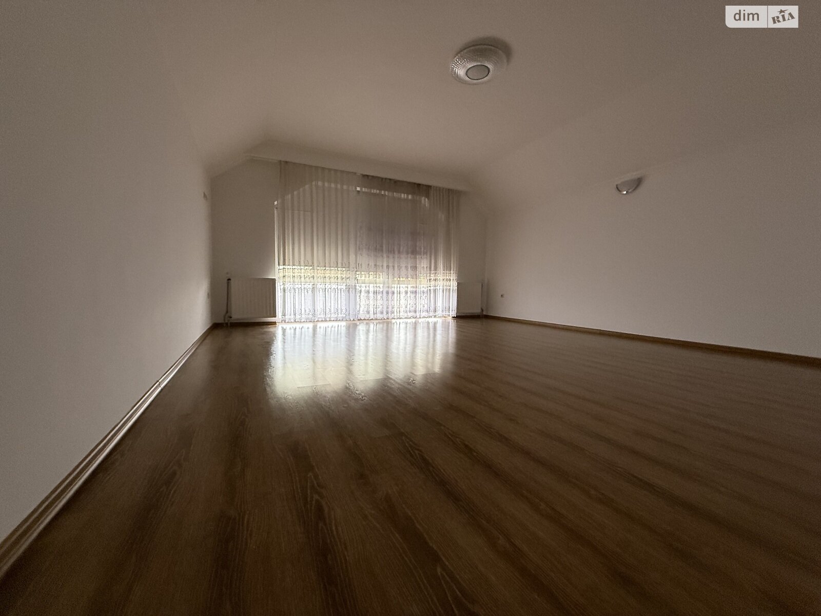 двоповерховий будинок з гаражем, 160 кв. м, цегла. Продаж у Мукачеві фото 1