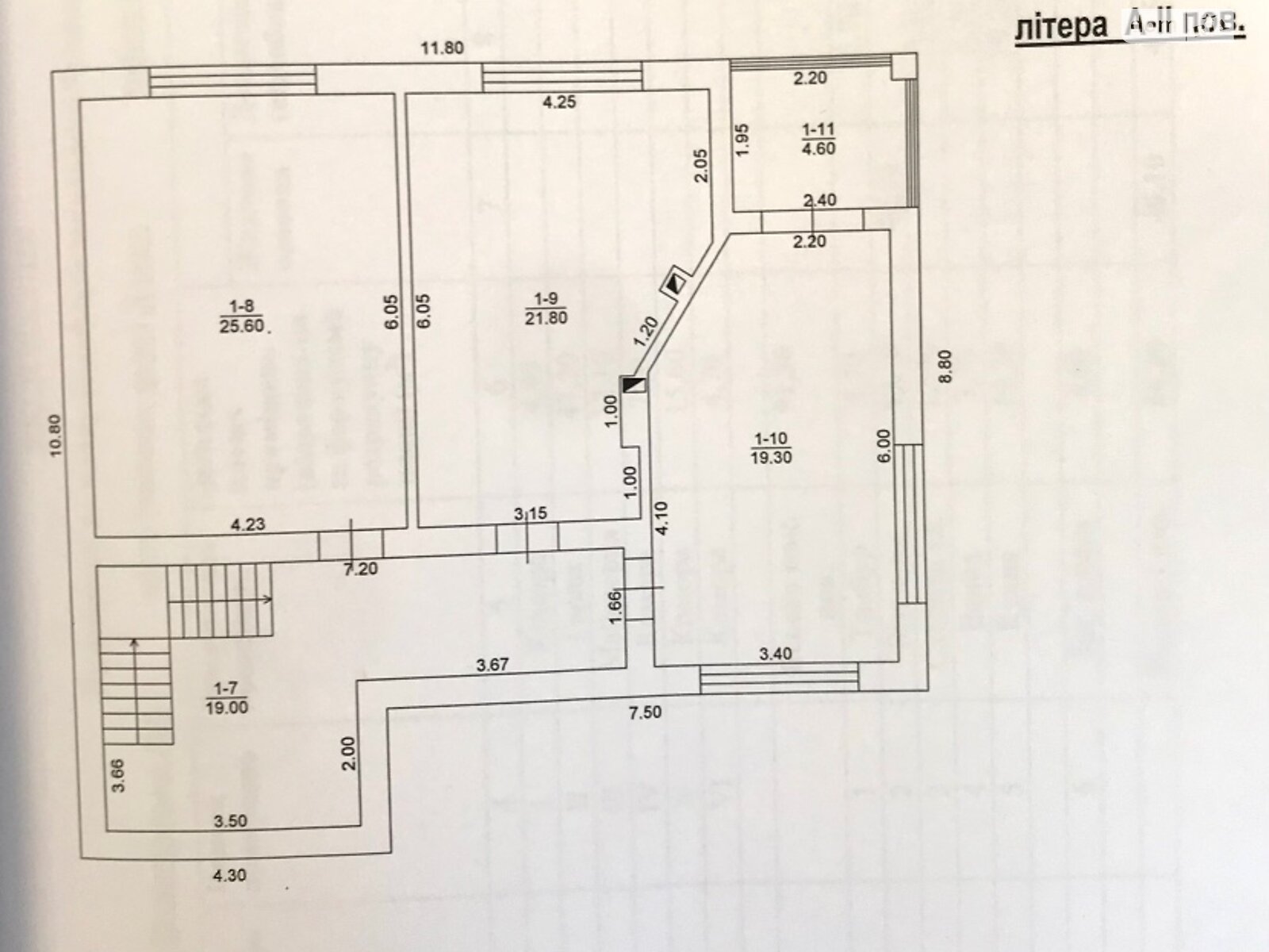 двухэтажный дом с балконом, 250 кв. м, кирпич. Продажа в Лавках фото 1