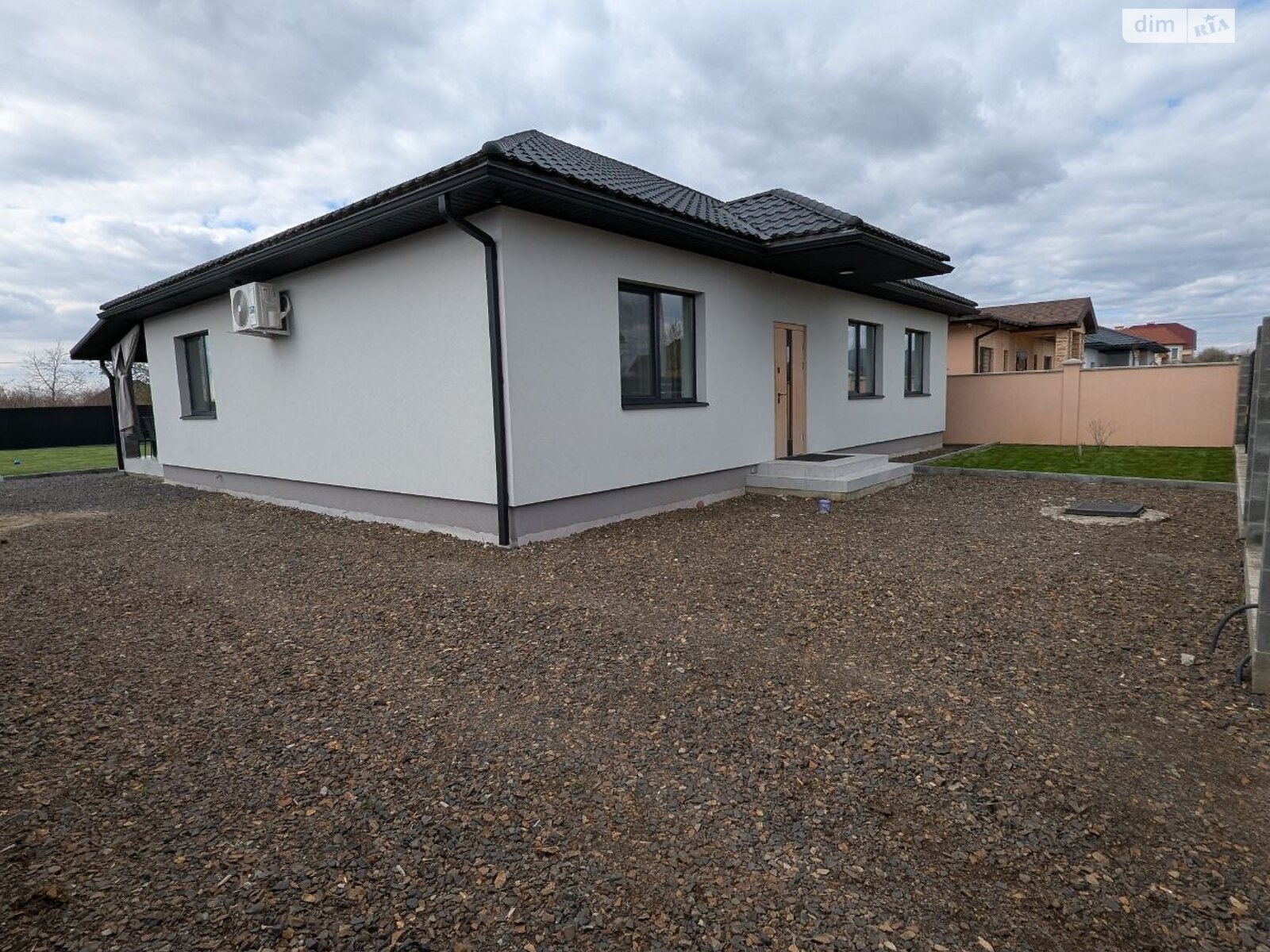 одноповерховий будинок, 145 кв. м, піноблок. Продаж в Мукачеві, район Паланок фото 1 одноповерховий будинок, 145 кв. м, піноблок. Продаж в Мукачеві, район Паланок фото 1