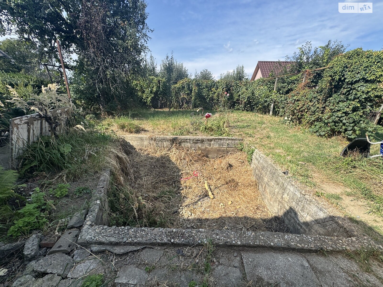 одноэтажный дом с гаражом, 121.7 кв. м, кирпич саманный. Продажа в Мукачеве район Паланок фото 1