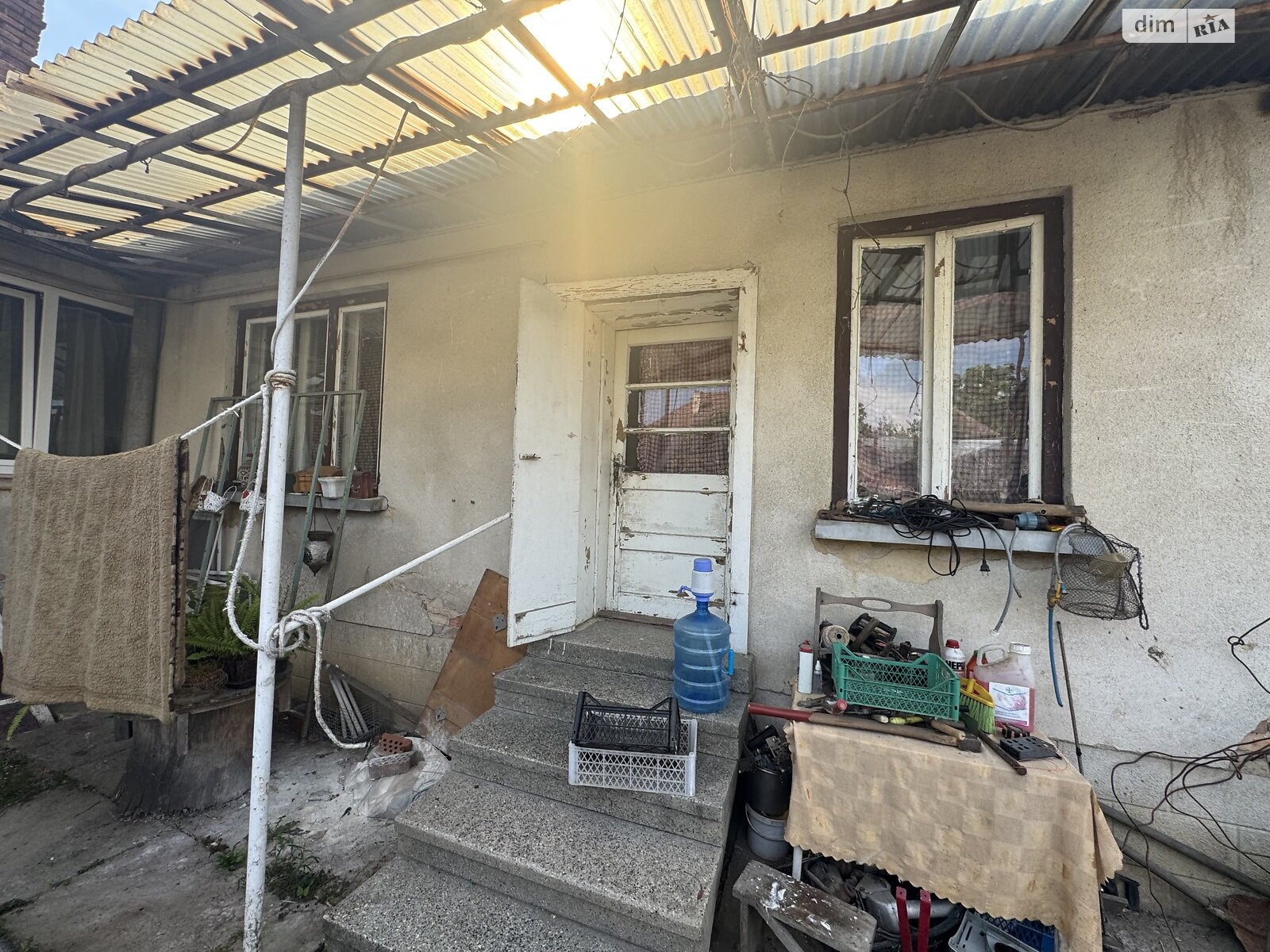 одноэтажный дом с гаражом, 121.7 кв. м, кирпич саманный. Продажа в Мукачеве район Паланок фото 1