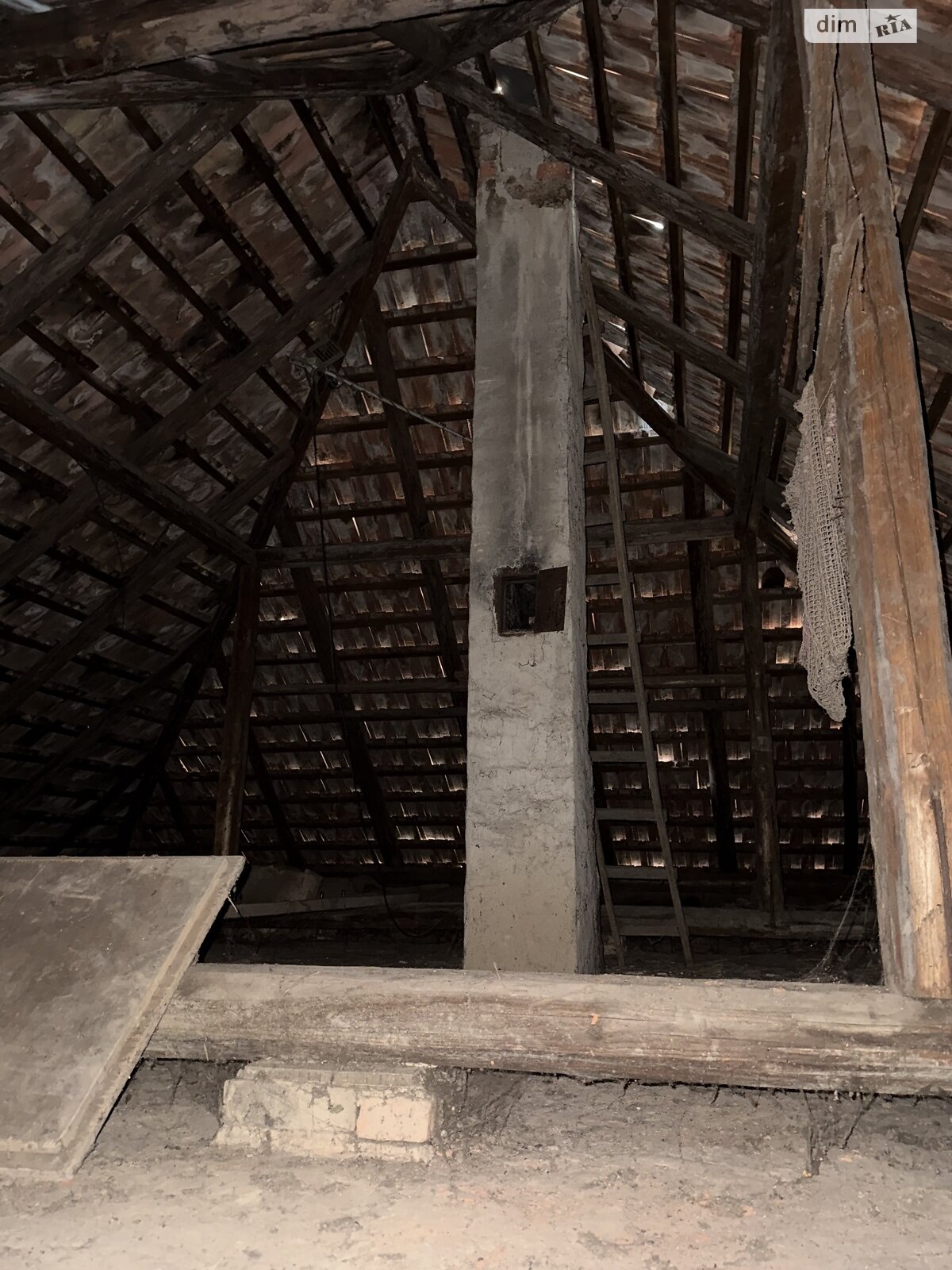 одноэтажный дом, 66.5 кв. м, кирпич саманный. Продажа в Мукачеве район Подгорцы фото 1