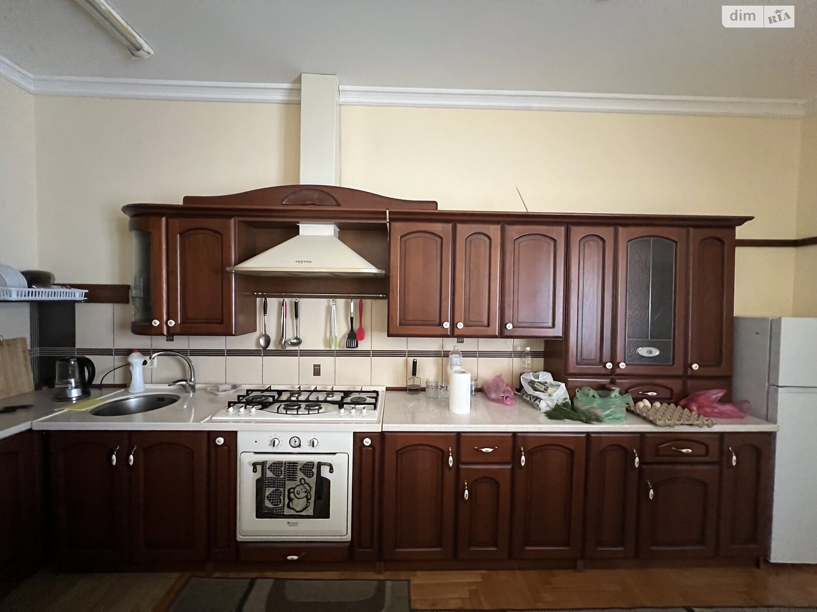 триповерховий будинок з гаражем, 260 кв. м, цегла. Продаж в Мукачеві, район Росвигово фото 1 триповерховий будинок з гаражем, 260 кв. м, цегла. Продаж в Мукачеві, район Росвигово фото 1