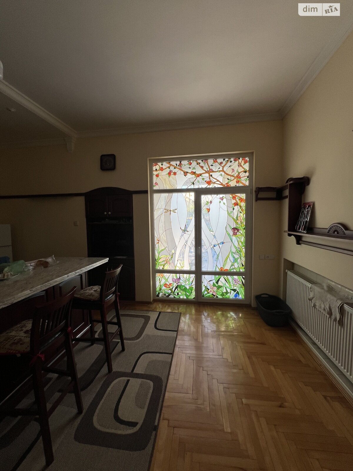 триповерховий будинок з гаражем, 260 кв. м, цегла. Продаж в Мукачеві, район Росвигово фото 1 триповерховий будинок з гаражем, 260 кв. м, цегла. Продаж в Мукачеві, район Росвигово фото 1
