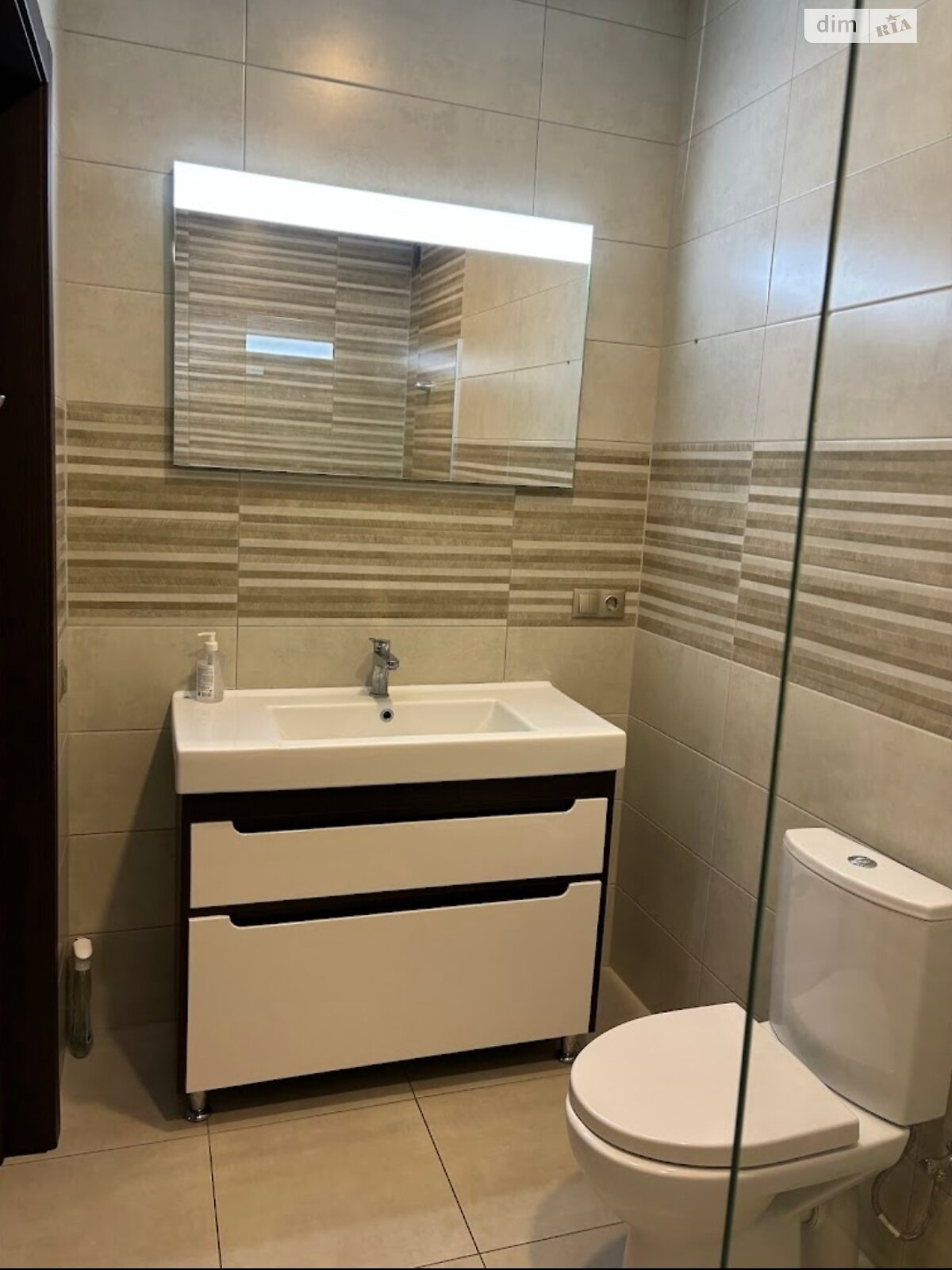 двухэтажный дом с гаражом, 236 кв. м, кирпич. Продажа в Мукачеве район Росвигово фото 1 двухэтажный дом с гаражом, 236 кв. м, кирпич. Продажа в Мукачеве район Росвигово фото 1
