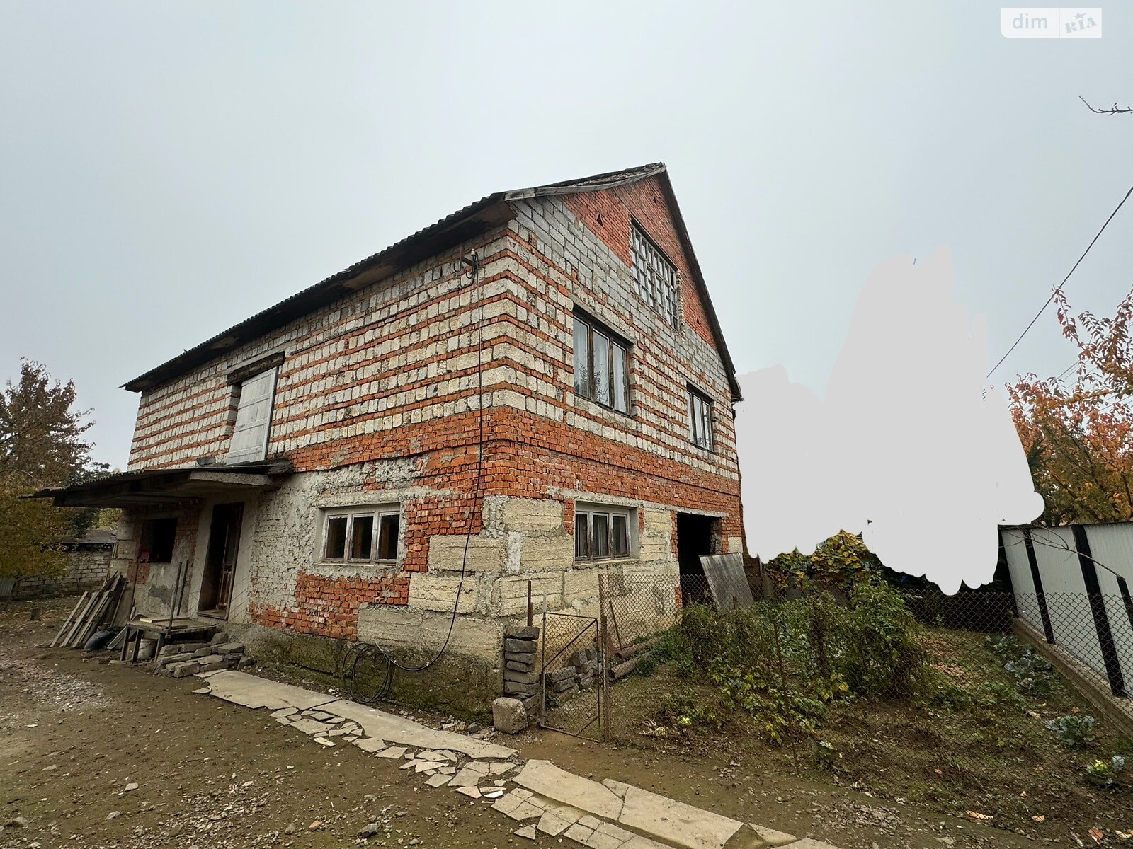 двоповерховий будинок, 226 кв. м, блочно-цегляний. Продаж в Мукачеві, район Росвигово фото 1 двоповерховий будинок, 226 кв. м, блочно-цегляний. Продаж в Мукачеві, район Росвигово фото 1