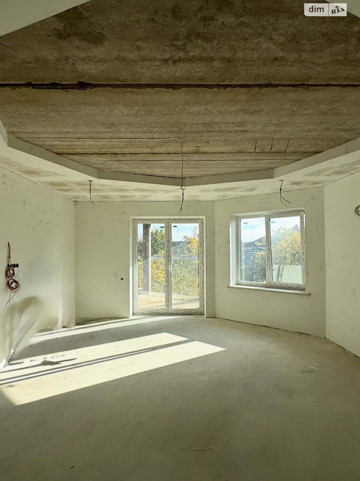 двоповерховий будинок з гаражем, 500 кв. м, цегла. Продаж в Мукачеві, район Росвигово фото 1