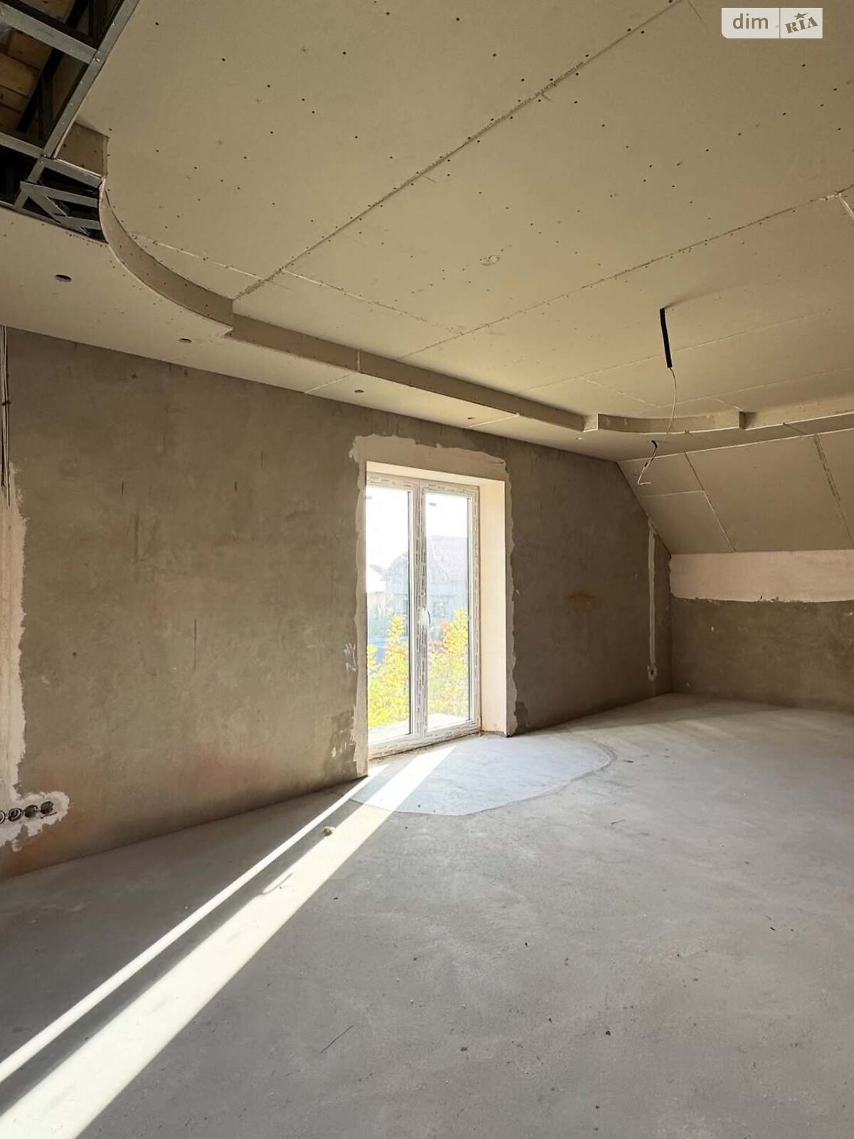 двоповерховий будинок з гаражем, 500 кв. м, цегла. Продаж в Мукачеві, район Росвигово фото 1