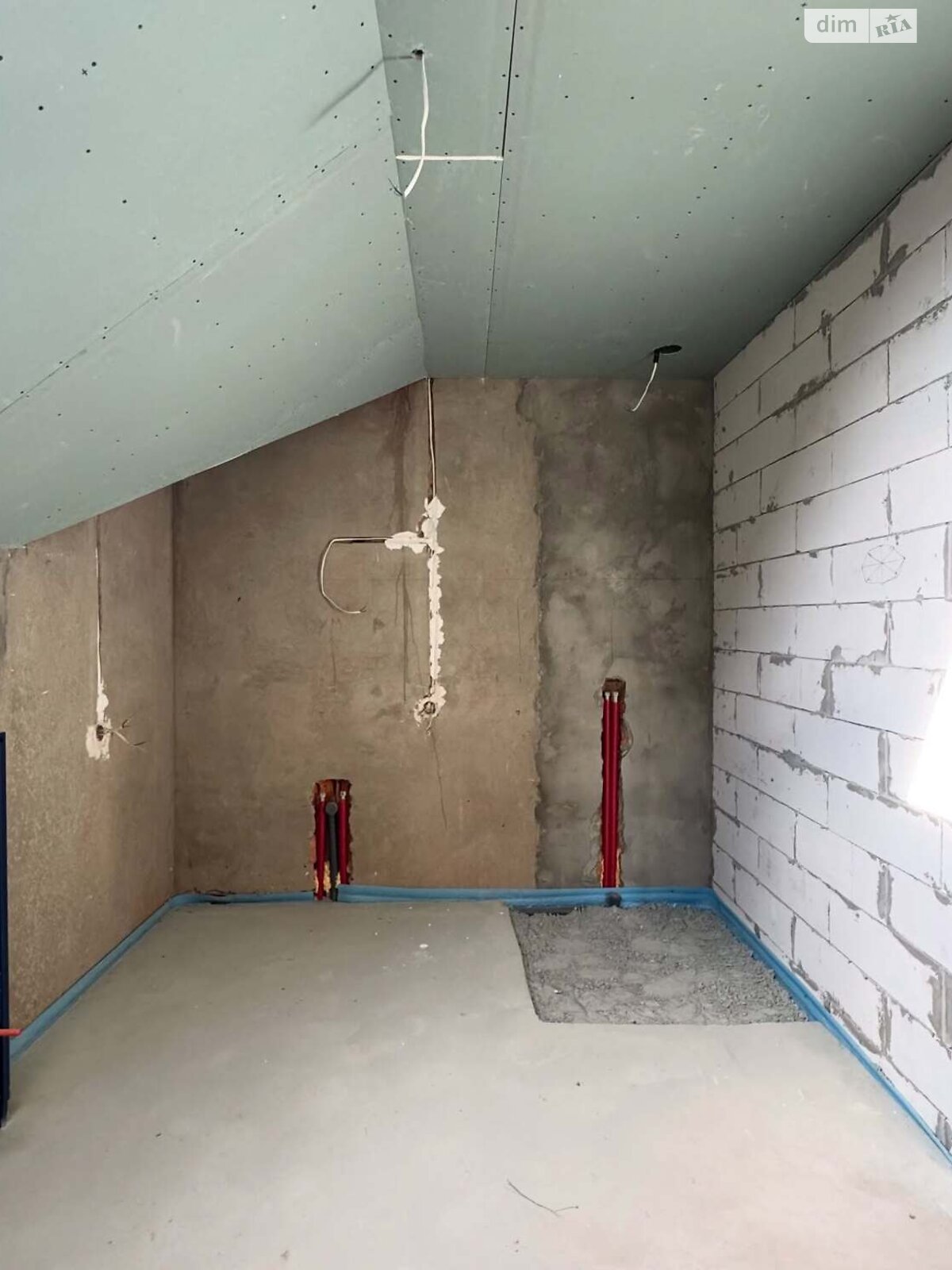 двоповерховий будинок з гаражем, 500 кв. м, цегла. Продаж в Мукачеві, район Росвигово фото 1