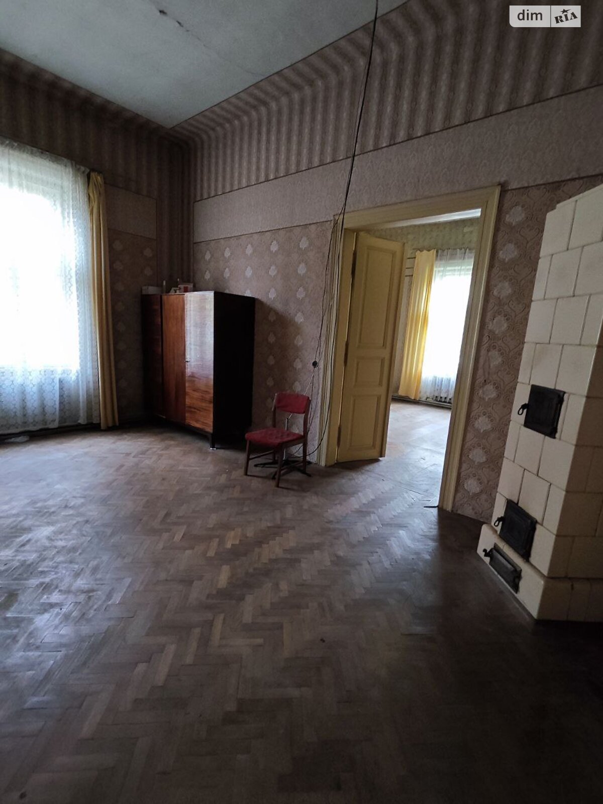 одноэтажный дом, 143 кв. м, кирпич. Продажа в Мукачеве район Центр фото 1