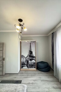 одноэтажный дом с гаражом, 300 кв. м, кирпич. Продажа в Мукачеве район Центр фото 2