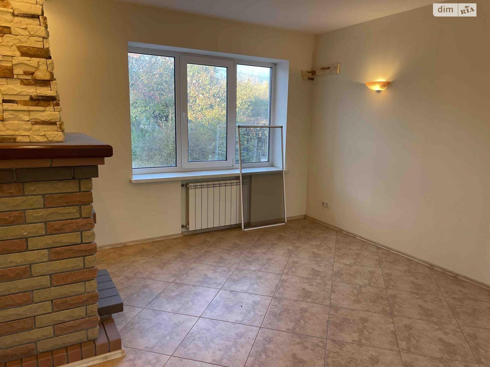 трехэтажный дом, 290 кв. м, кирпич. Продажа в Музичах фото 1 трехэтажный дом, 290 кв. м, кирпич. Продажа в Музичах фото 1