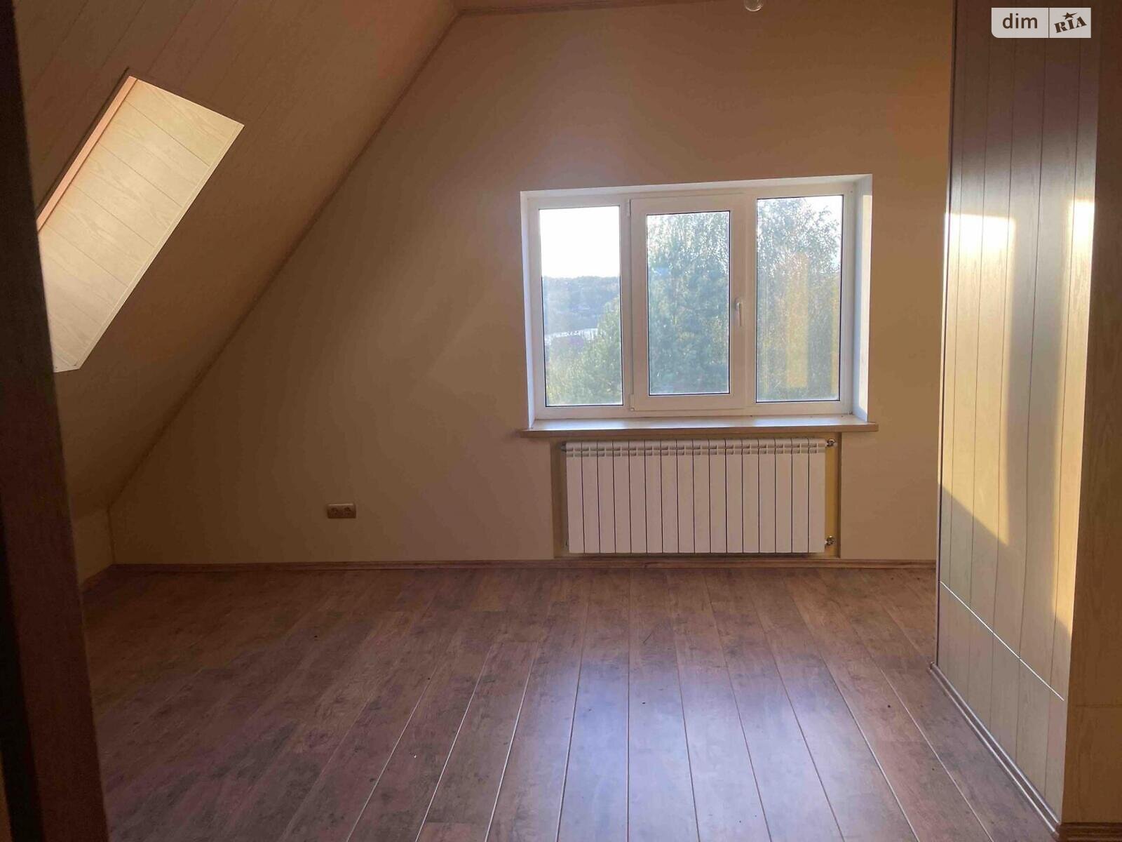 трехэтажный дом, 290 кв. м, кирпич. Продажа в Музичах фото 1 трехэтажный дом, 290 кв. м, кирпич. Продажа в Музичах фото 1