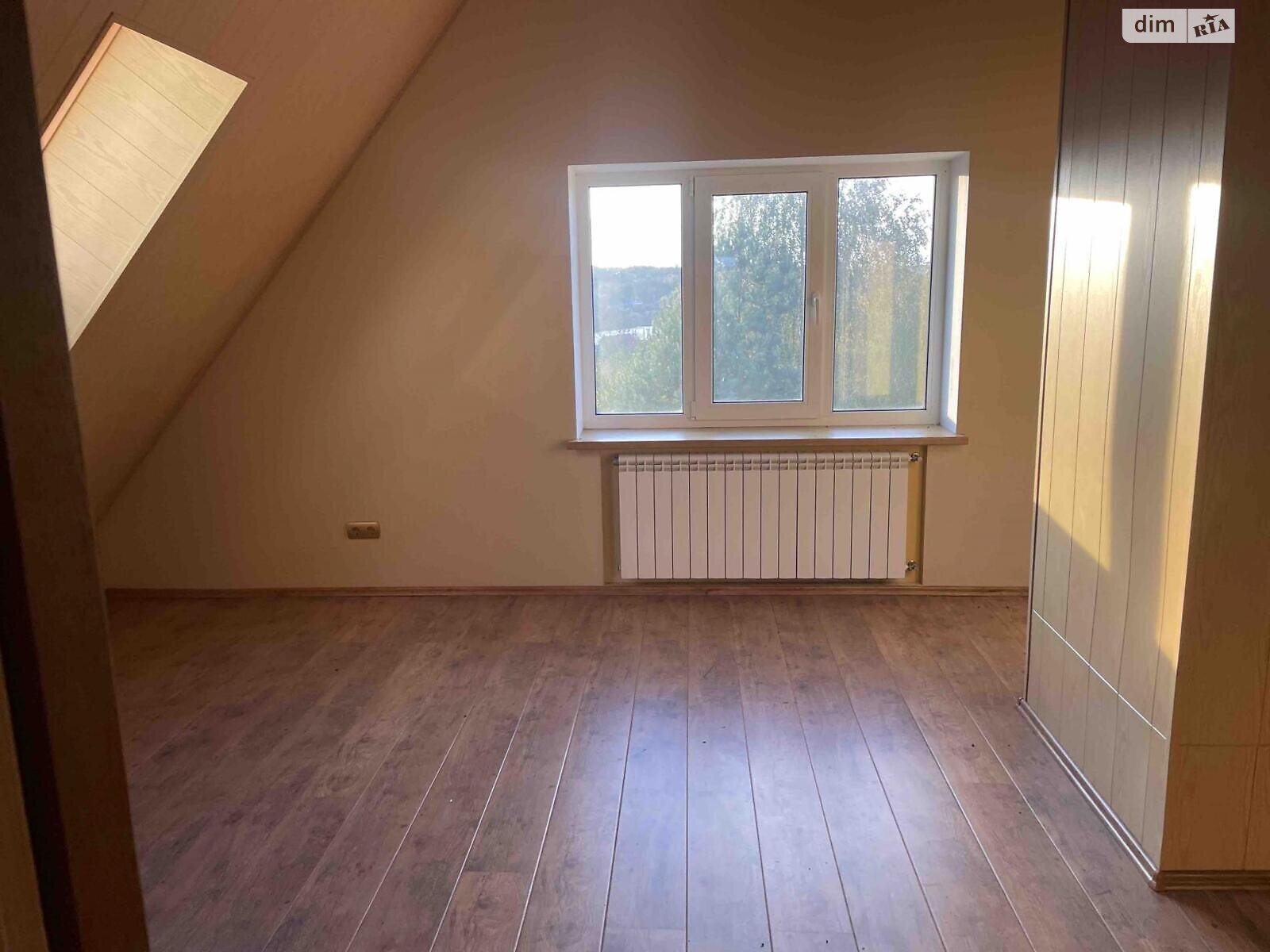 трехэтажный дом, 290 кв. м, кирпич. Продажа в Музичах фото 1 трехэтажный дом, 290 кв. м, кирпич. Продажа в Музичах фото 1