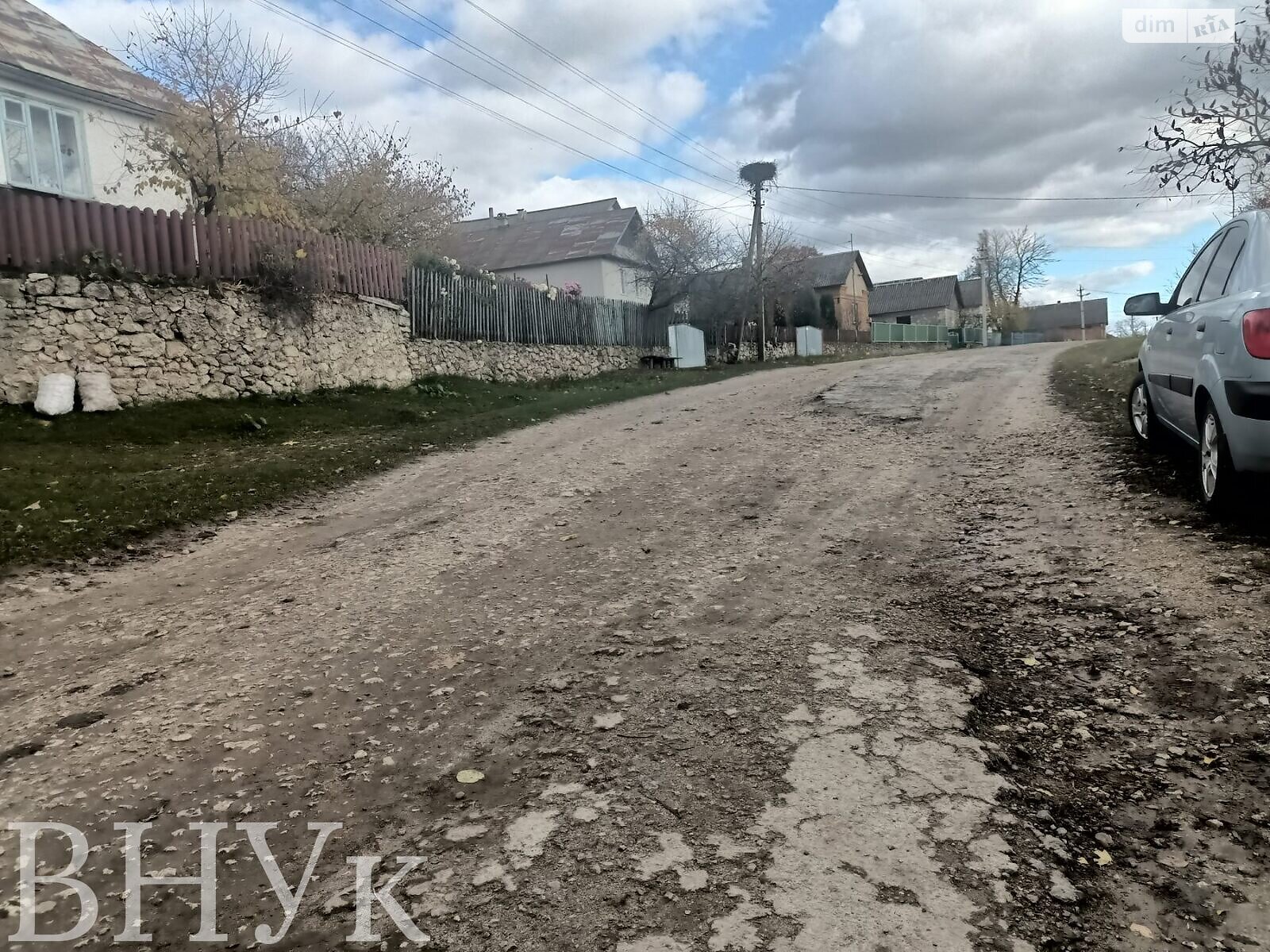 одноповерховий будинок з ремонтом, 40 кв. м, кирпич. Продаж у Мильному фото 1