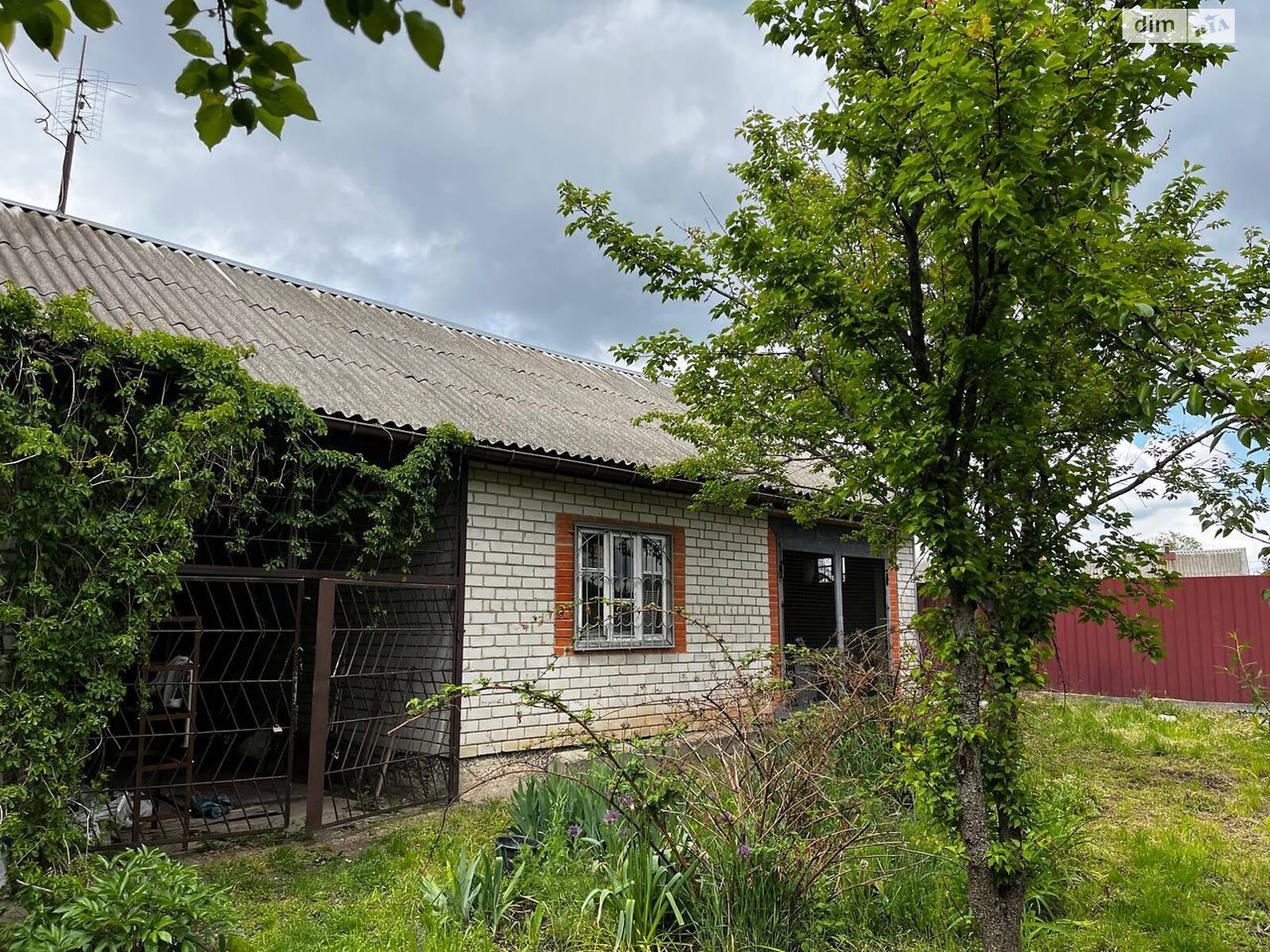 одноповерховий будинок з гаражем, 90.2 кв. м, цегла. Продаж у Мильцях фото 1 одноповерховий будинок з гаражем, 90.2 кв. м, цегла. Продаж у Мильцях фото 1