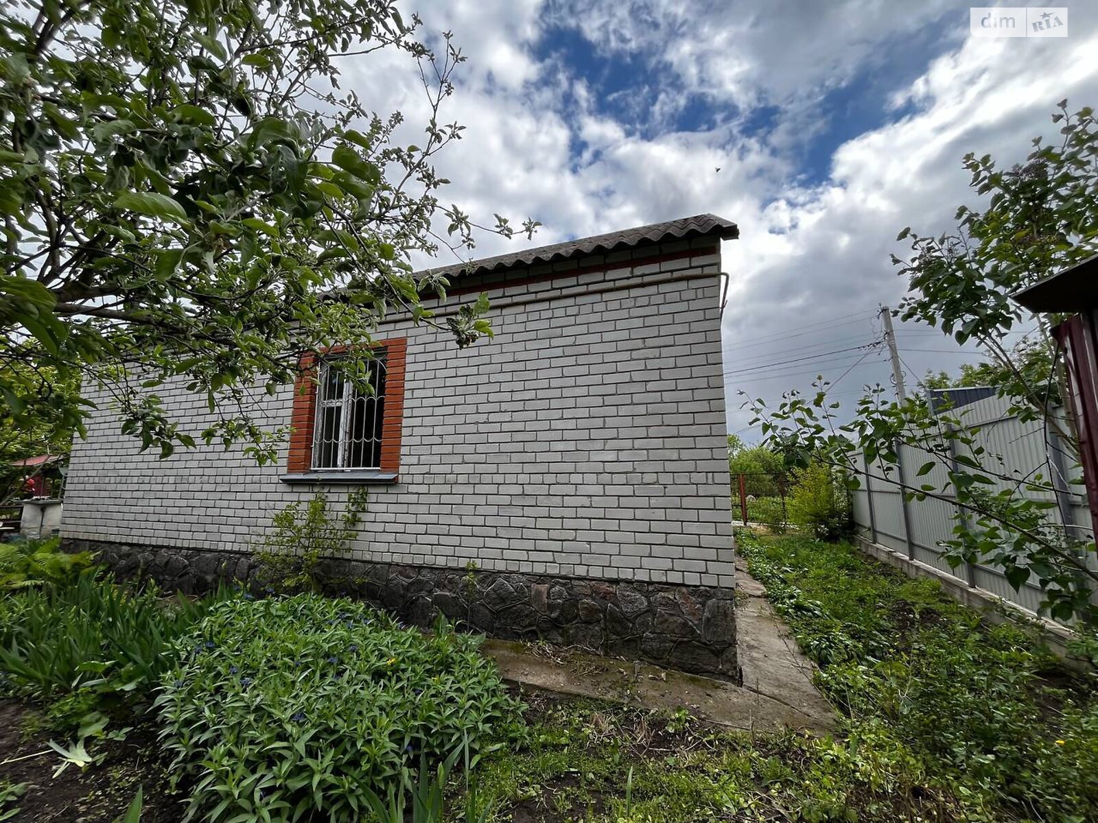 одноповерховий будинок з гаражем, 90.2 кв. м, цегла. Продаж у Мильцях фото 1 одноповерховий будинок з гаражем, 90.2 кв. м, цегла. Продаж у Мильцях фото 1