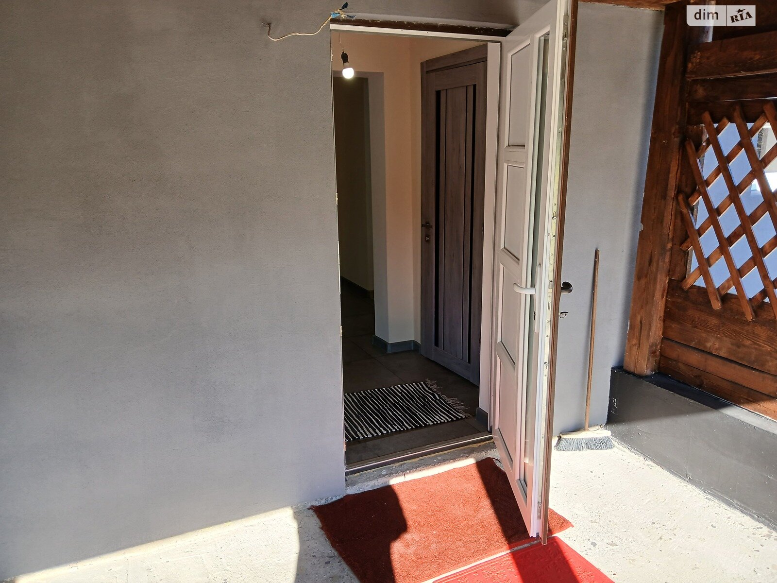 одноэтажный дом с отоплением, 105 кв. м, дерево и кирпич. Продажа в Надворной район Надворная фото 1