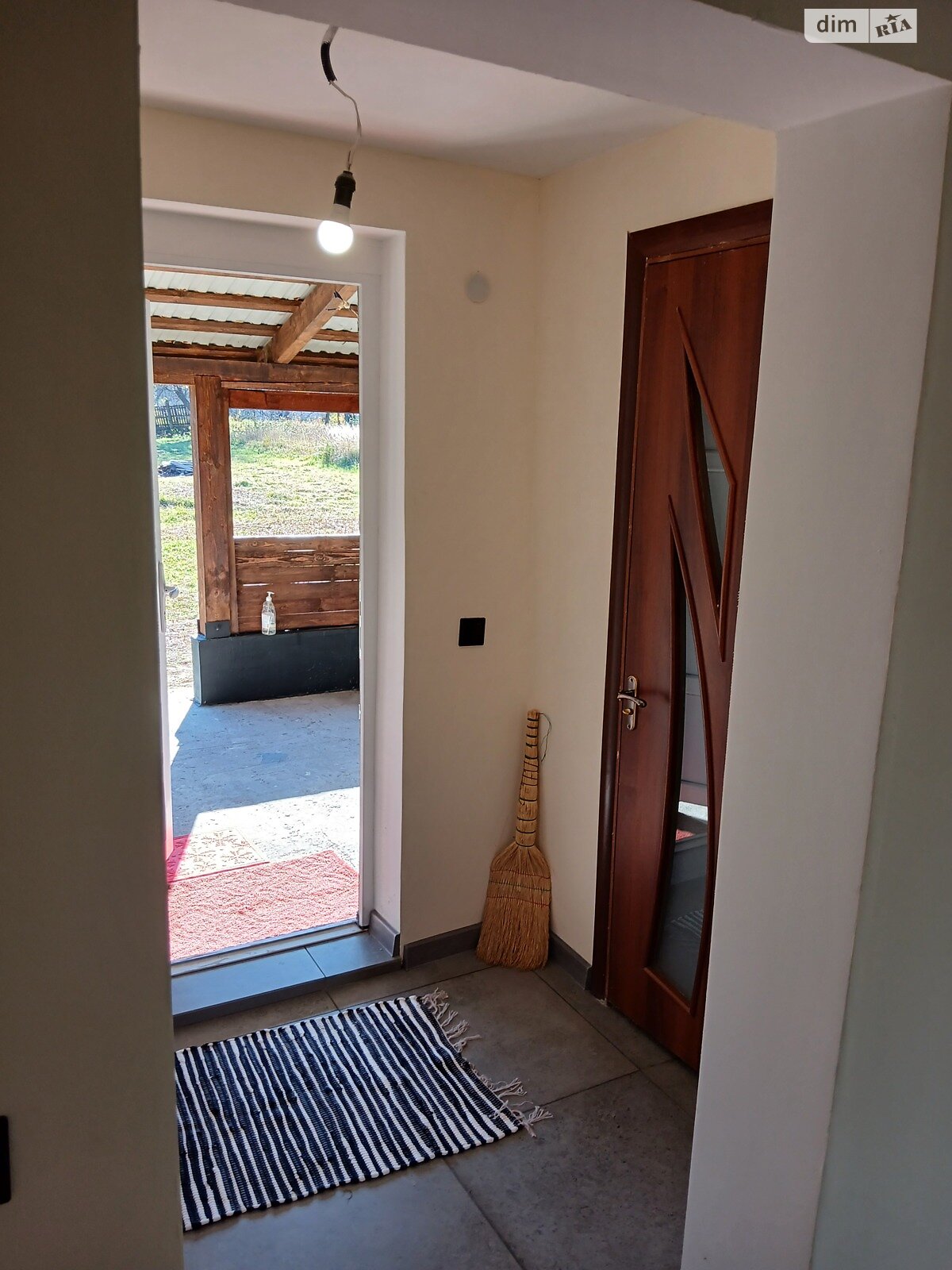 одноэтажный дом с отоплением, 105 кв. м, дерево и кирпич. Продажа в Надворной район Надворная фото 1