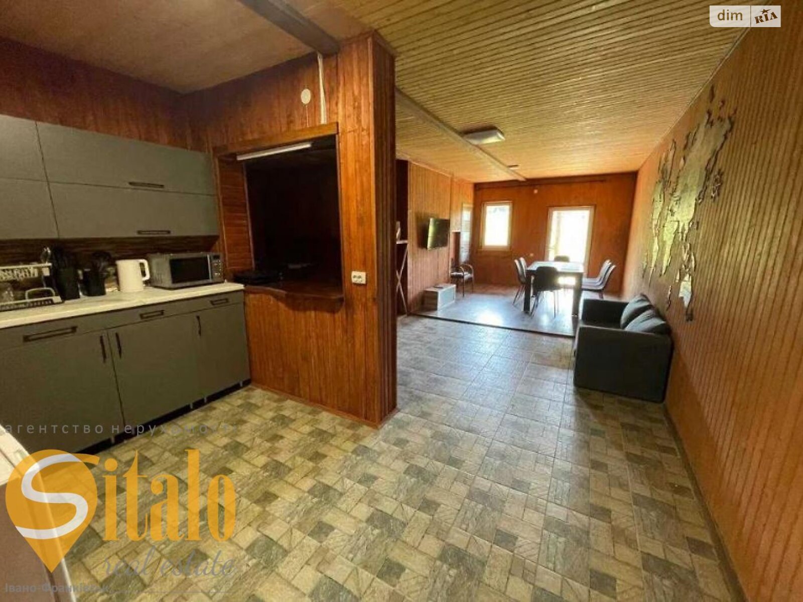 трехэтажный дом, 240 кв. м, кирпич. Продажа в Надворной фото 1